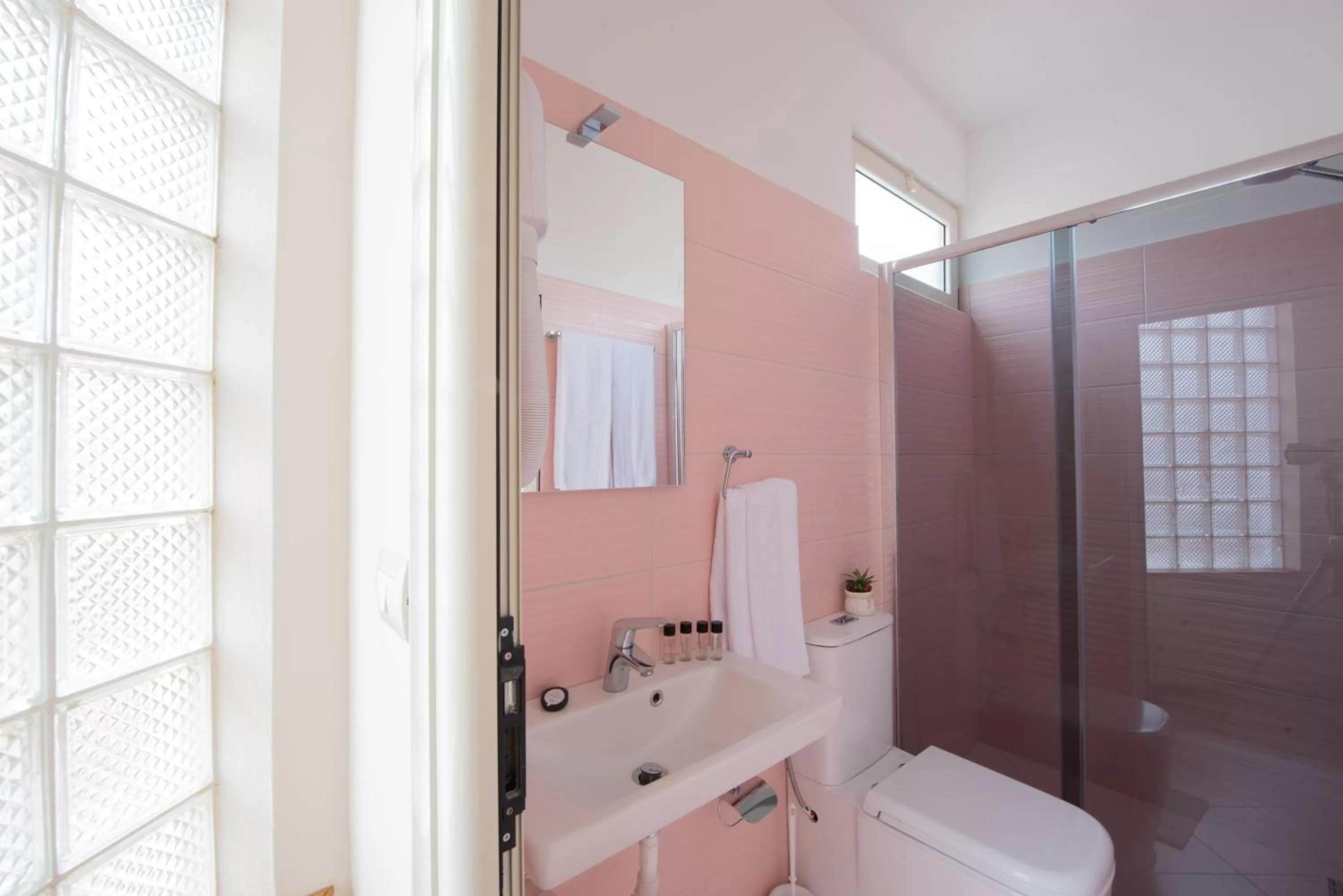 Bathroom in Hotel Loredano