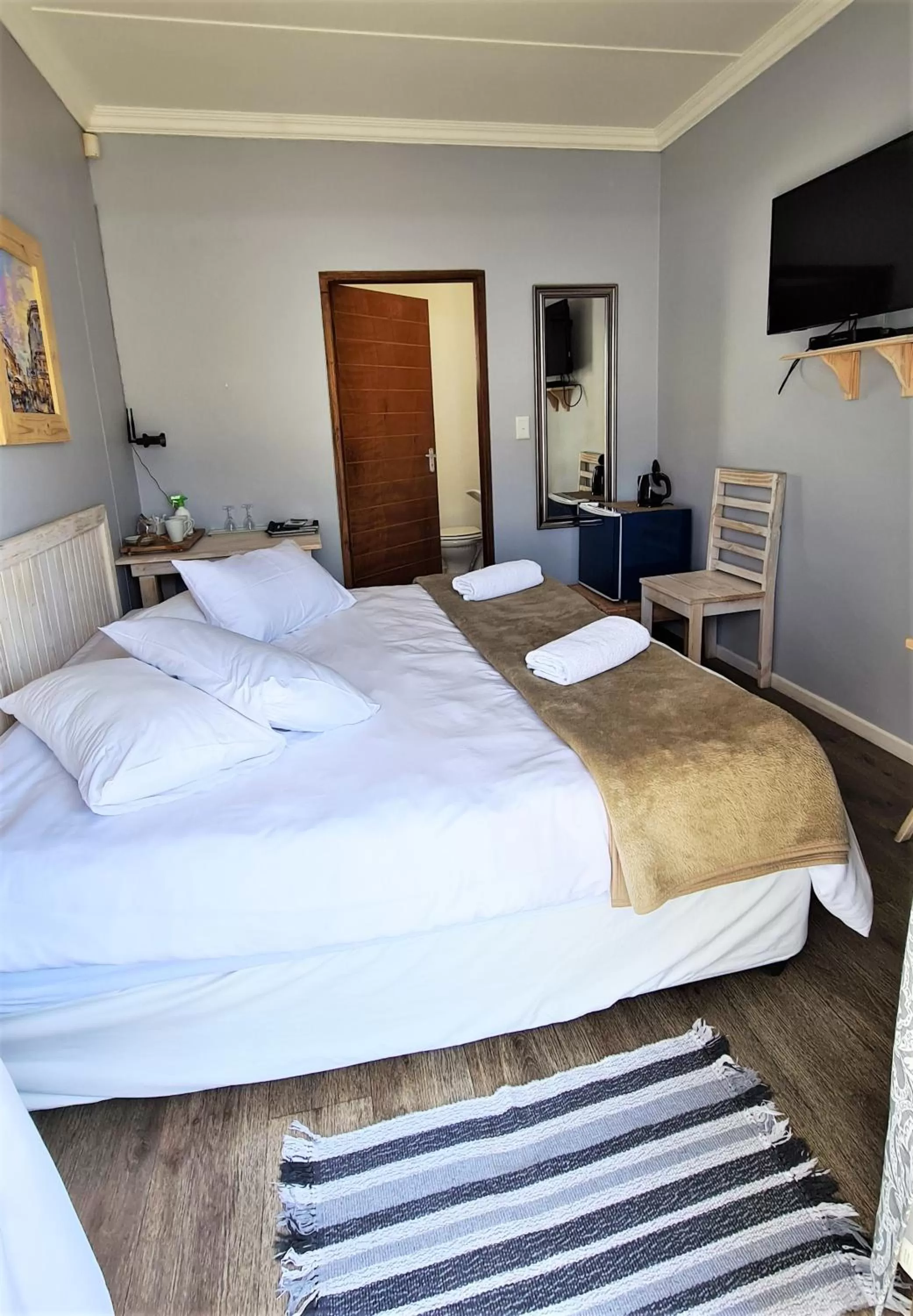 Bed in Tiende Laan Bed & Breakfast and Self-Catering