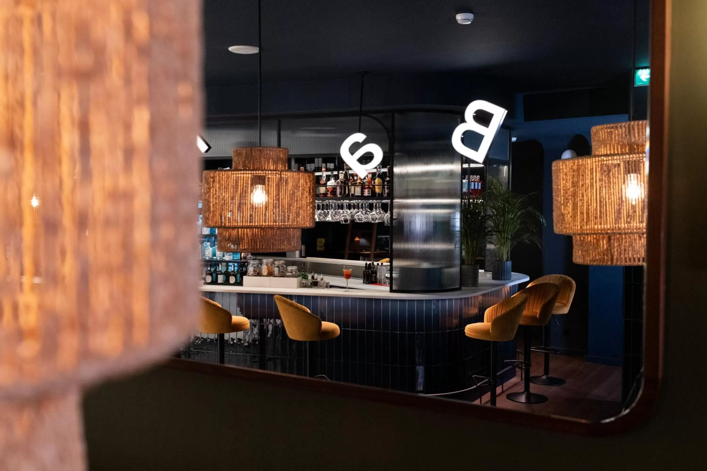 Lounge or bar in chic&basic Gravity