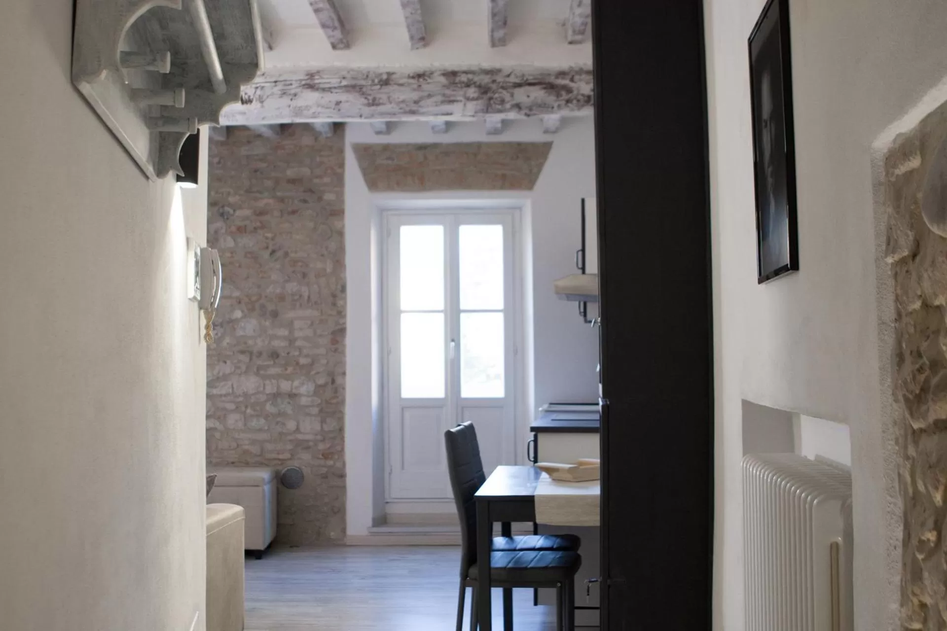 Living room in MentoreR&B