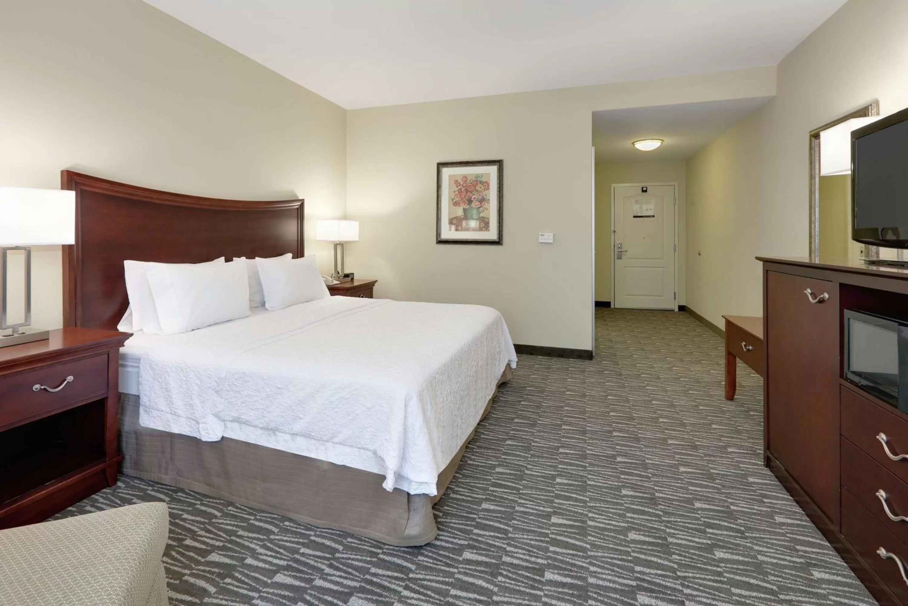 Bed in Hampton Inn & Suites Southern Pines-Pinehurst