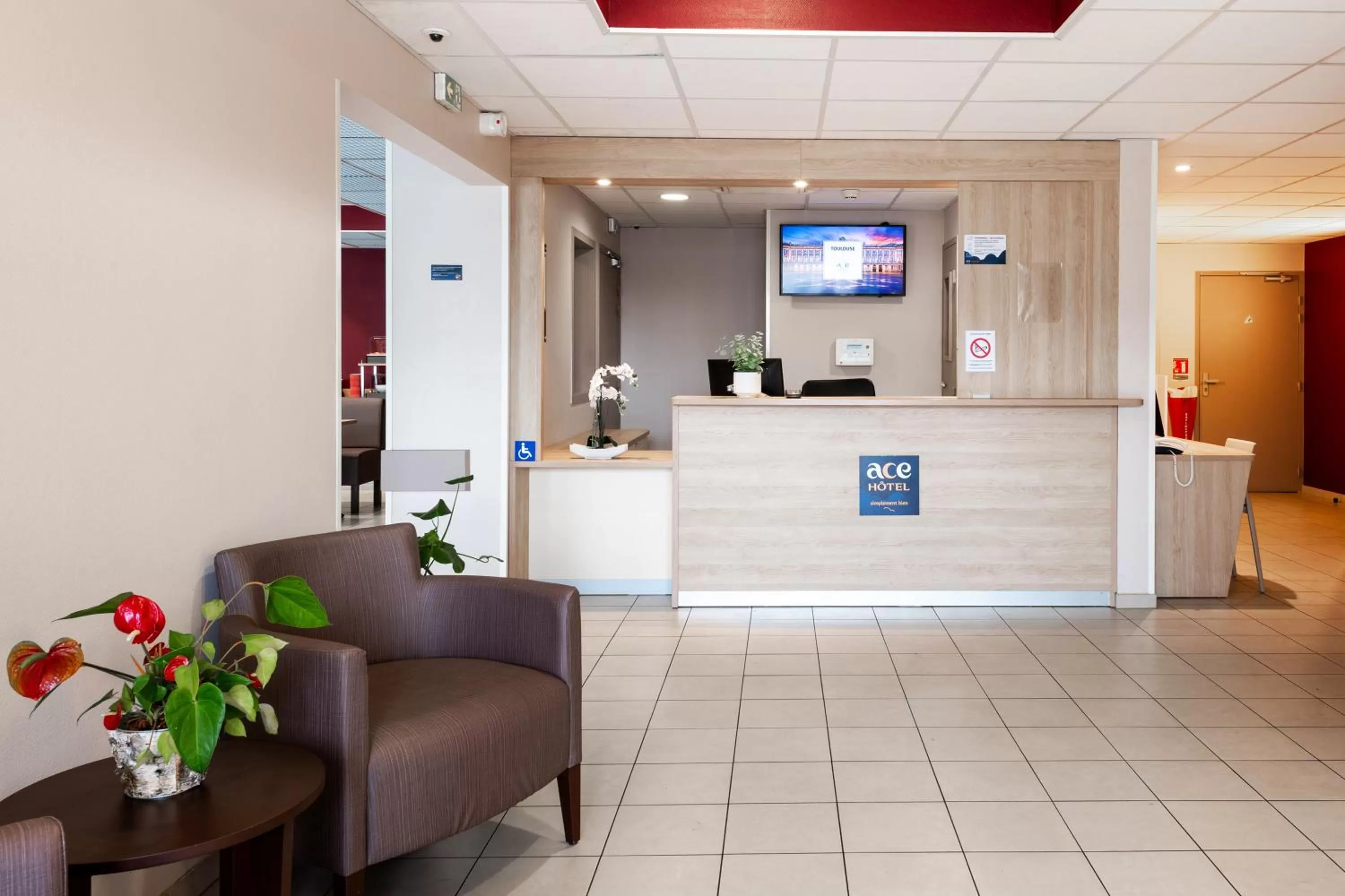 Lobby or reception in Ace Hôtel Toulouse Blagnac