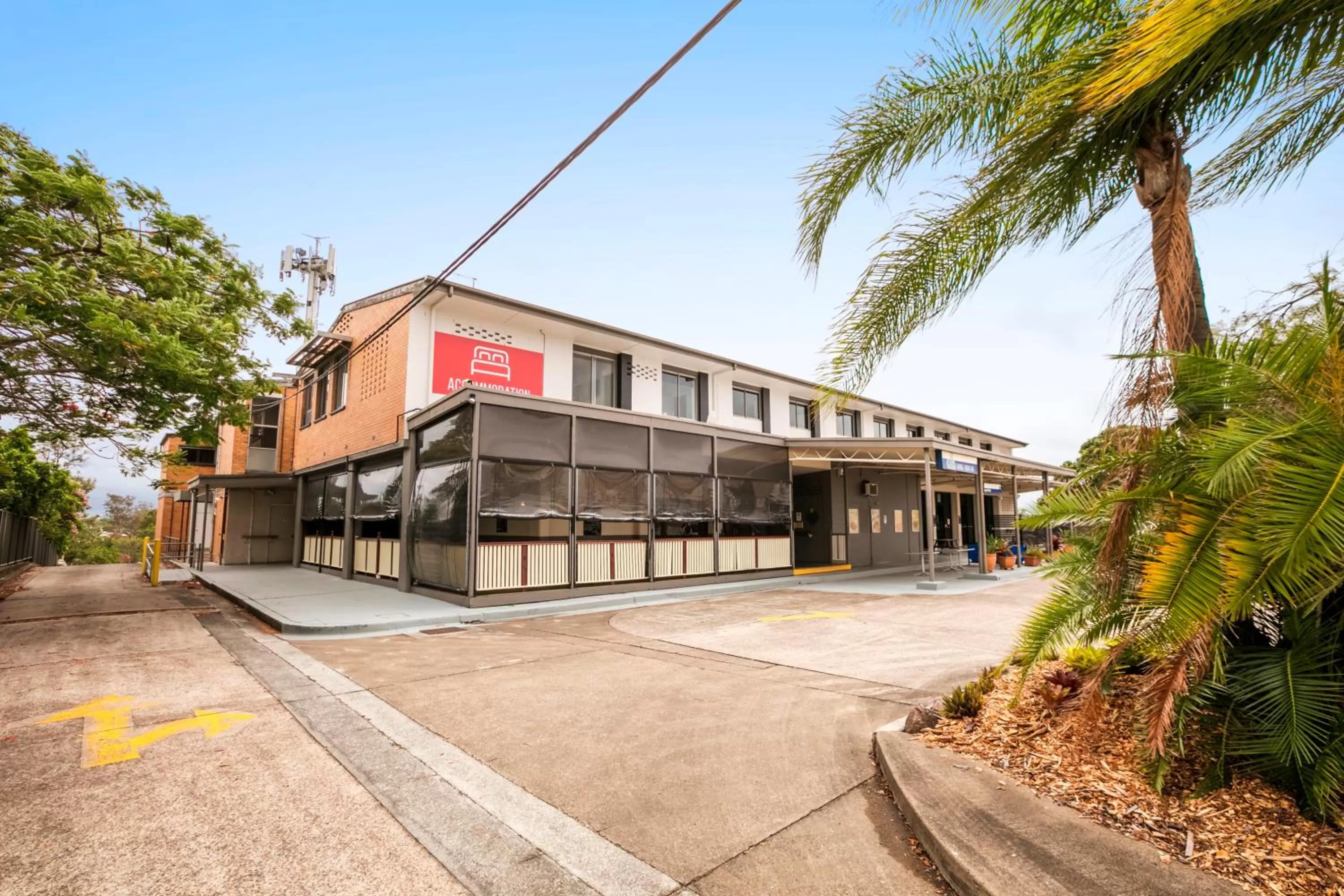 Facade/entrance in Nightcap at Camp Hill Hotel