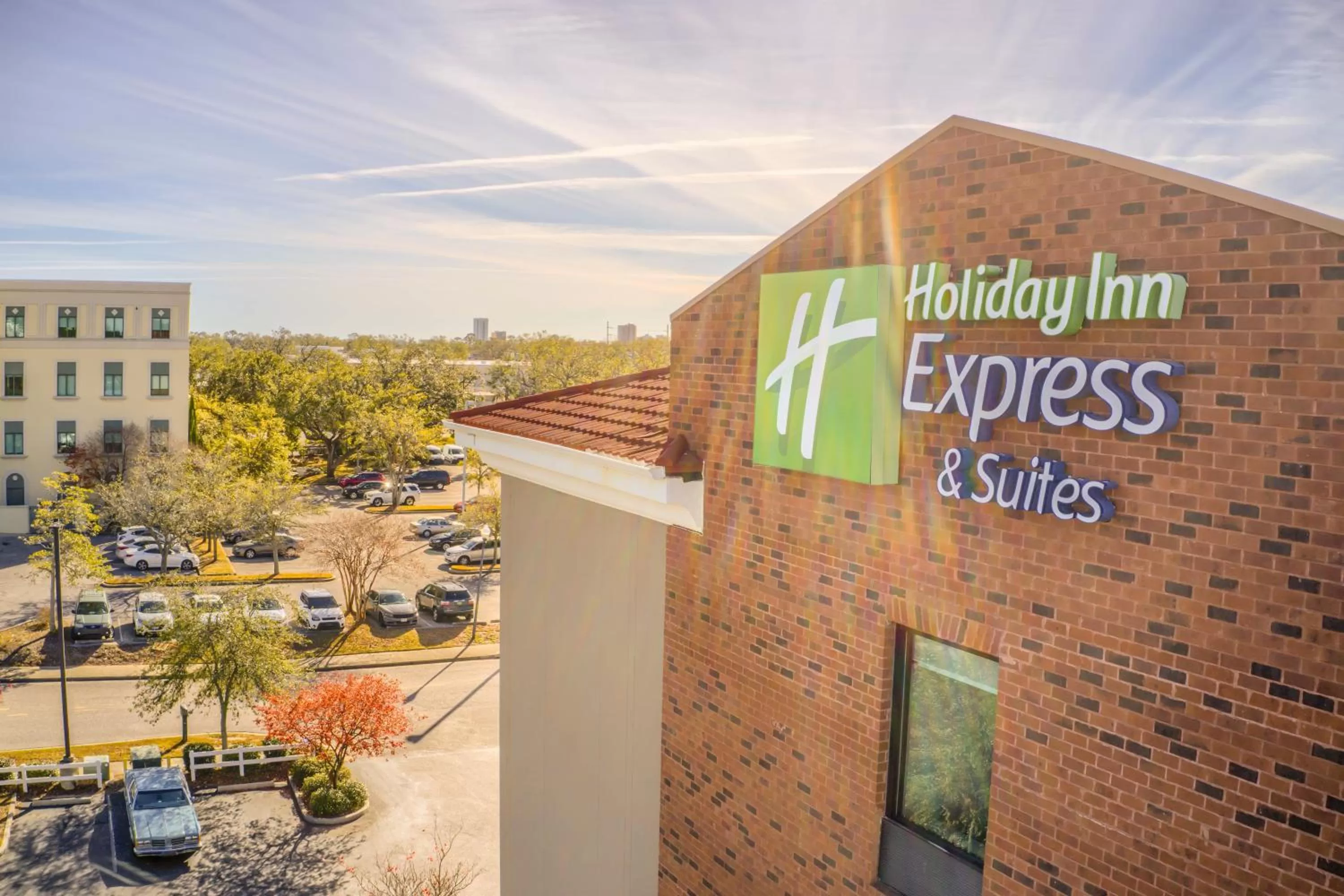 Property logo or sign in Holiday Inn Express Hotel & Suites Gulf Shores by IHG