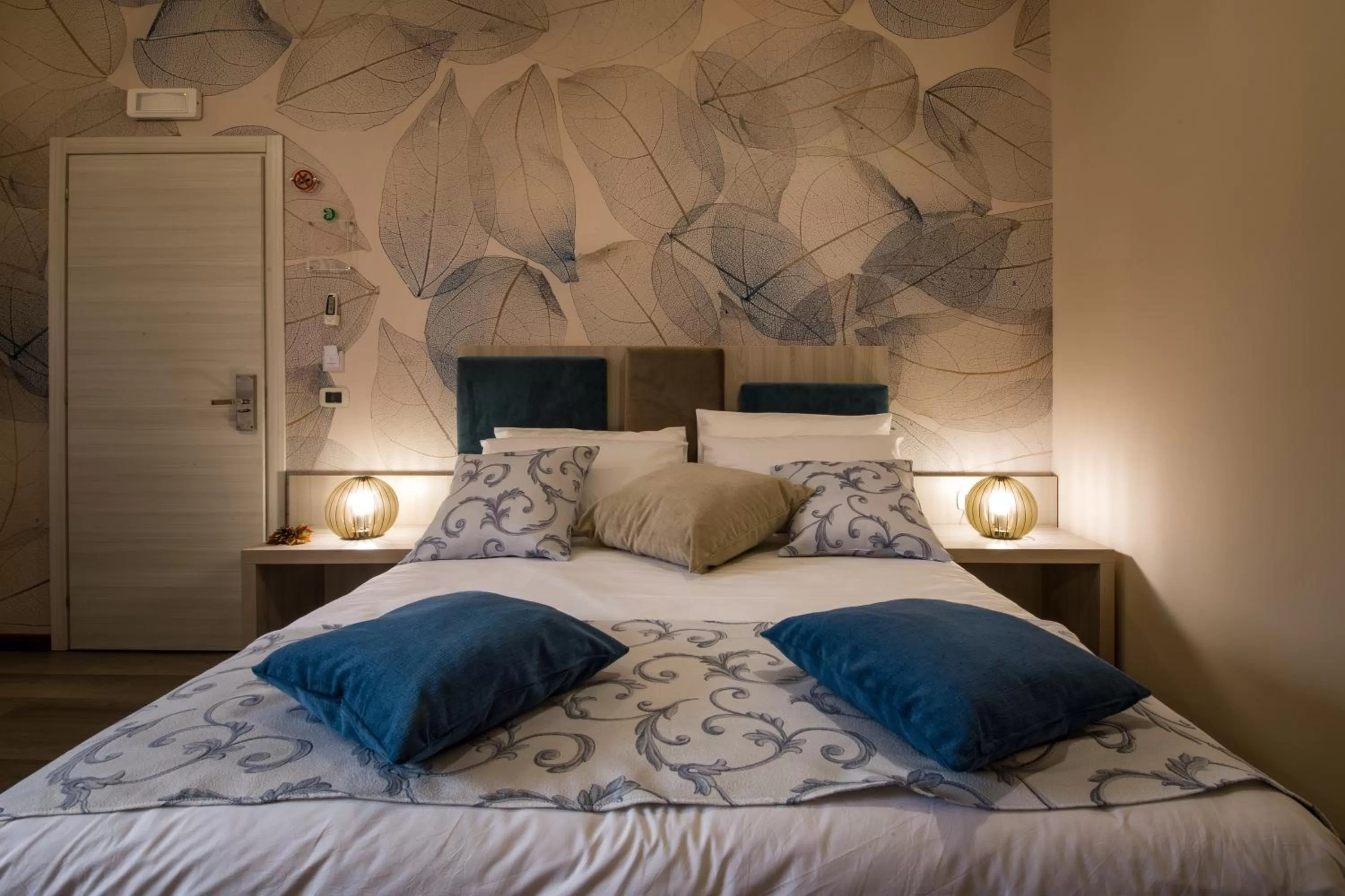 Photo of the whole room, Bed in Aiem B&B