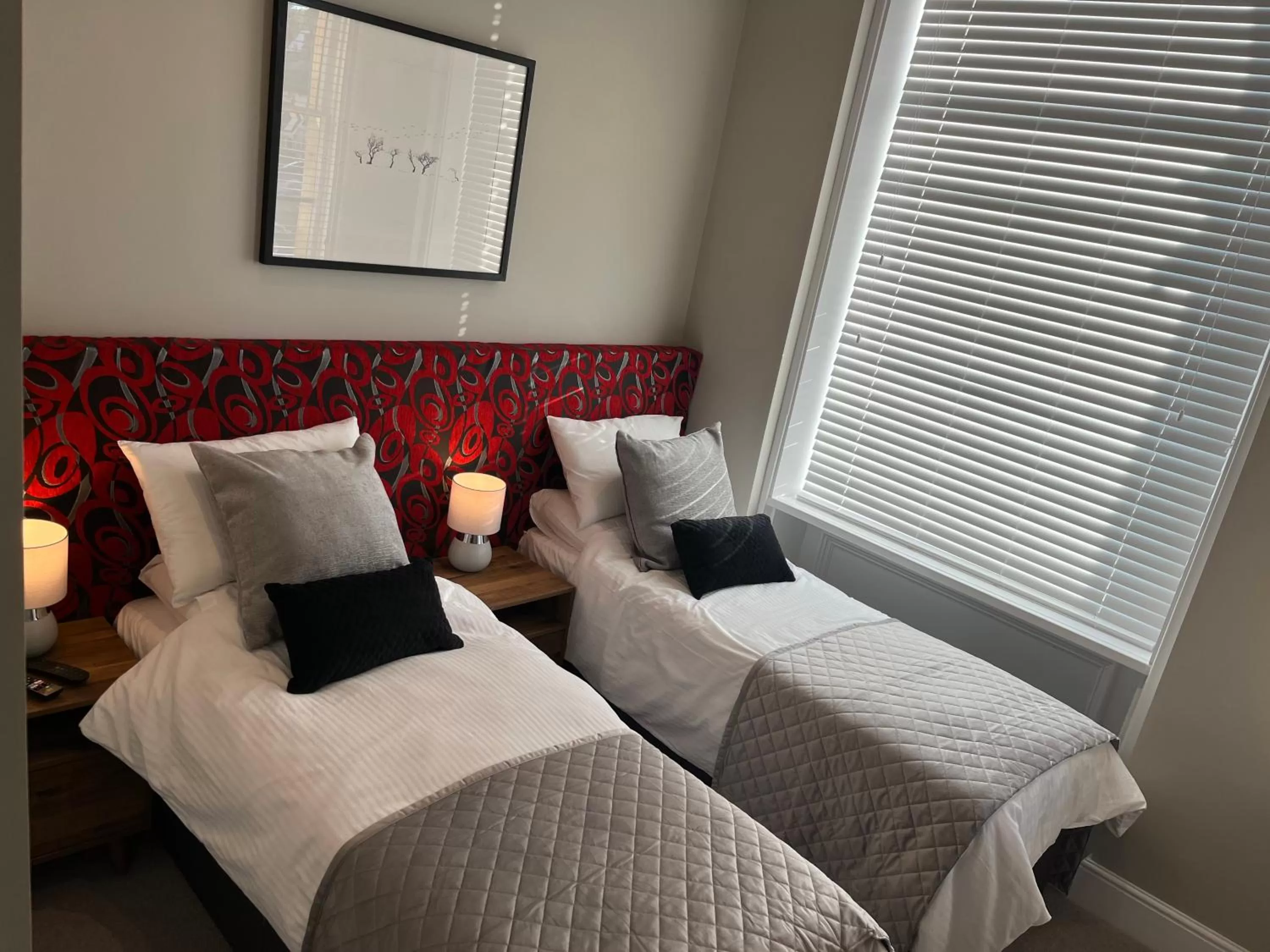 Bed in Crown and Cushion Appleby