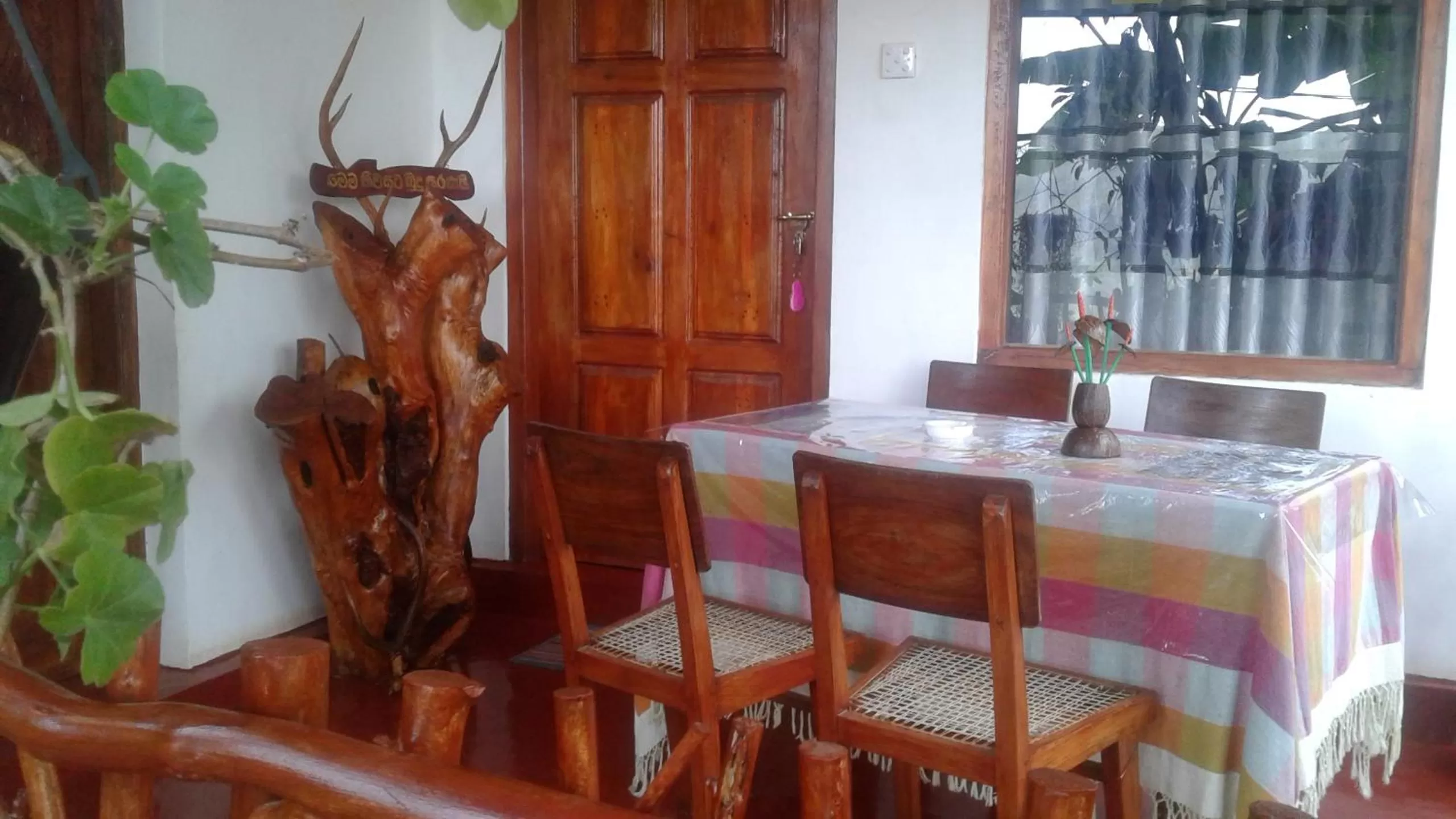 Dining area in Malithis lodge