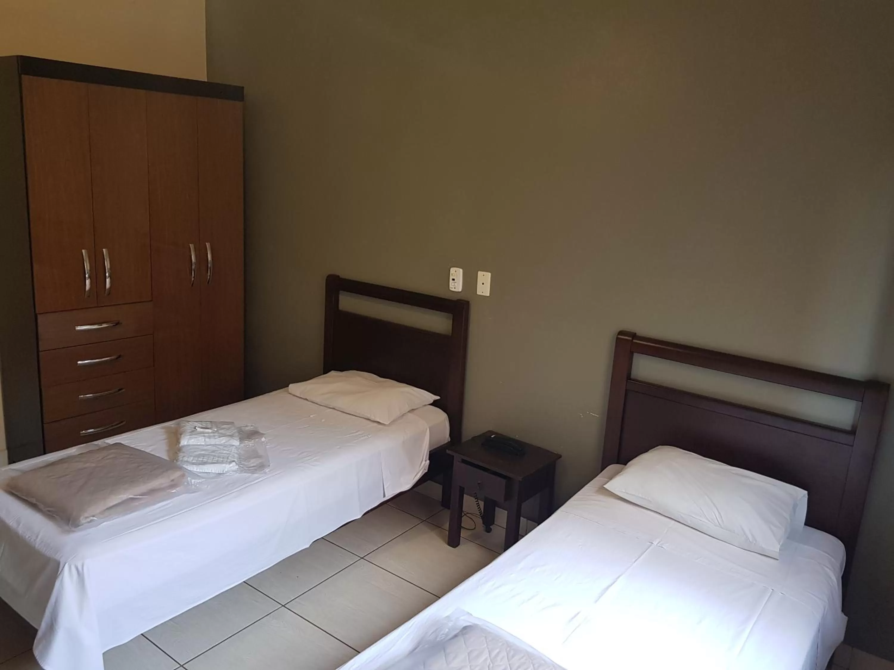 Bedroom, Bed in Hotel Recreio dos Bandeirantes