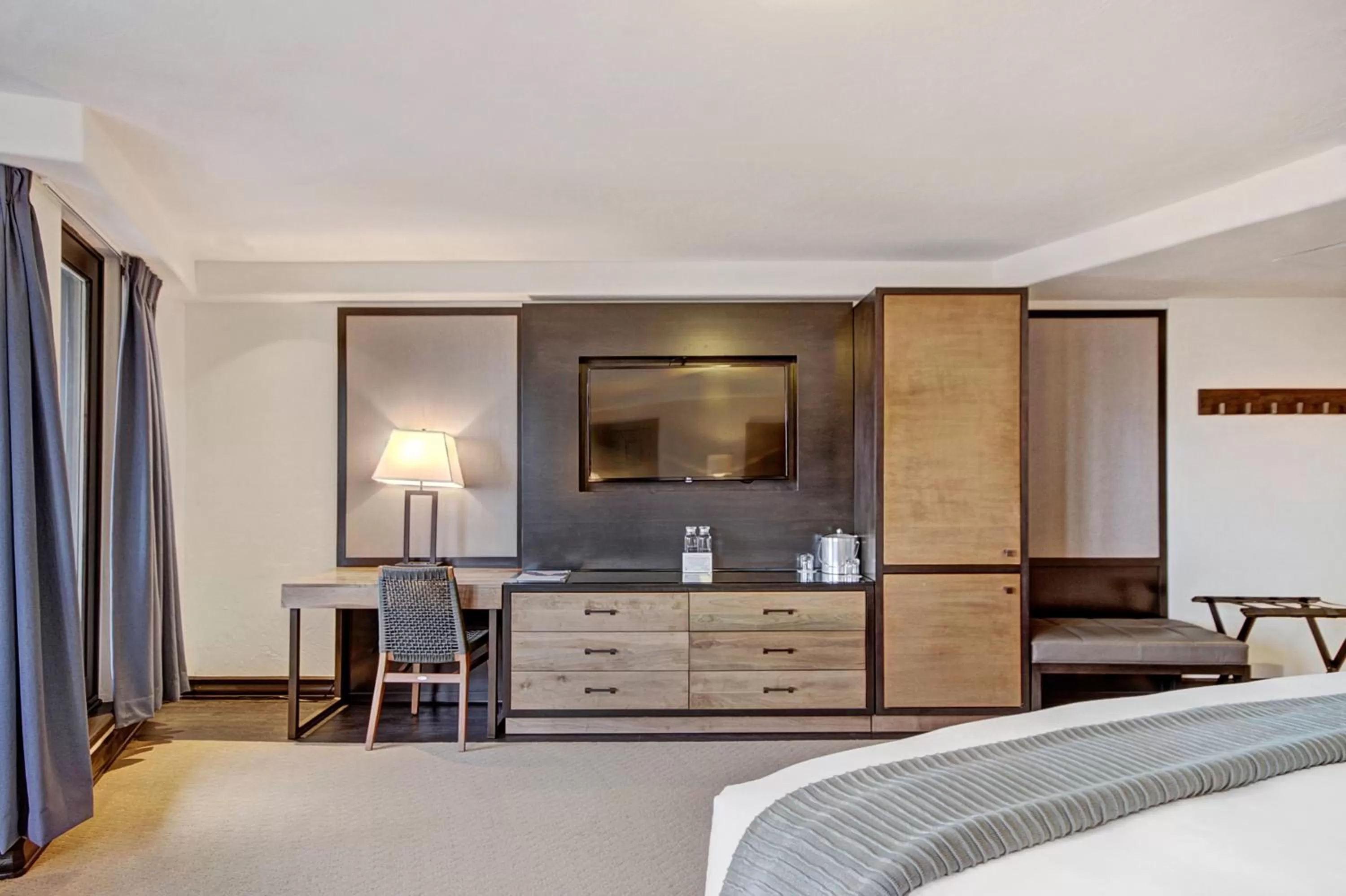 Bed in The Pines Lodge, a RockResort, by Vail Resorts