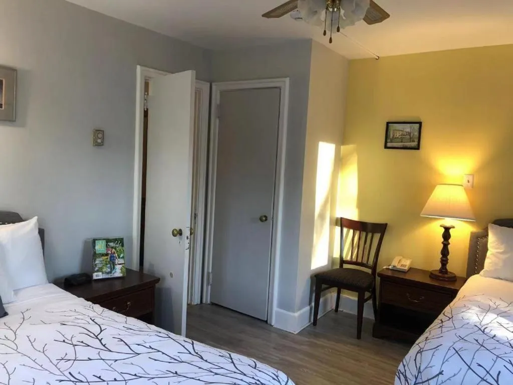 Bedroom, Bed in Braeside Country Inn