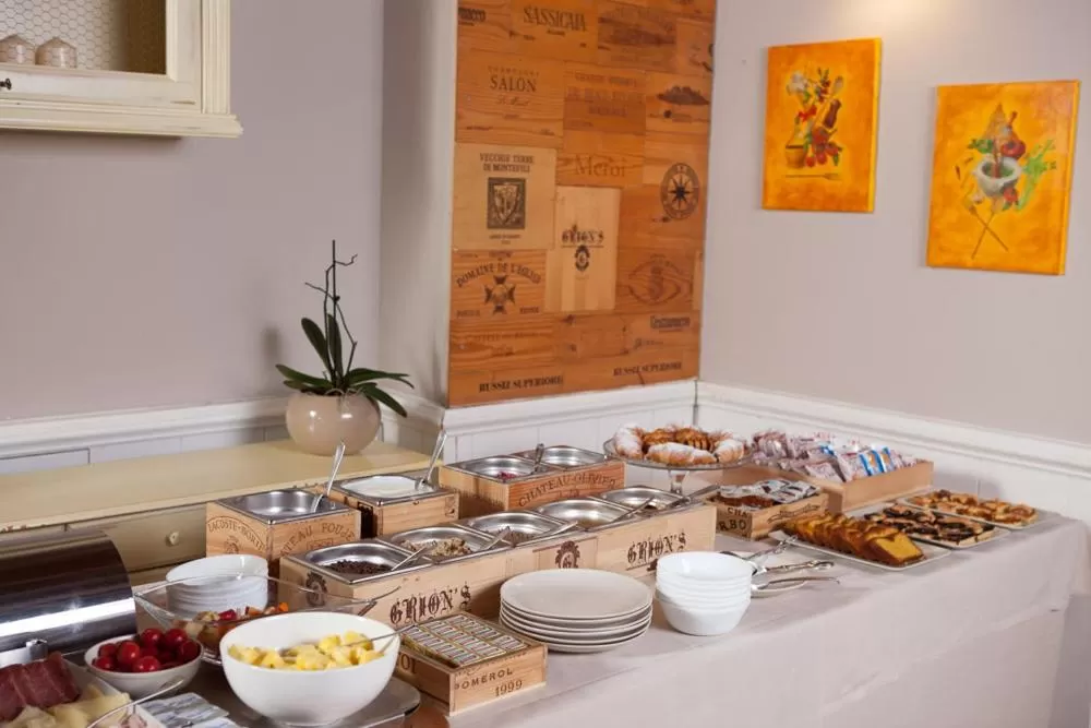 Buffet breakfast in Hotel Antico Mulino