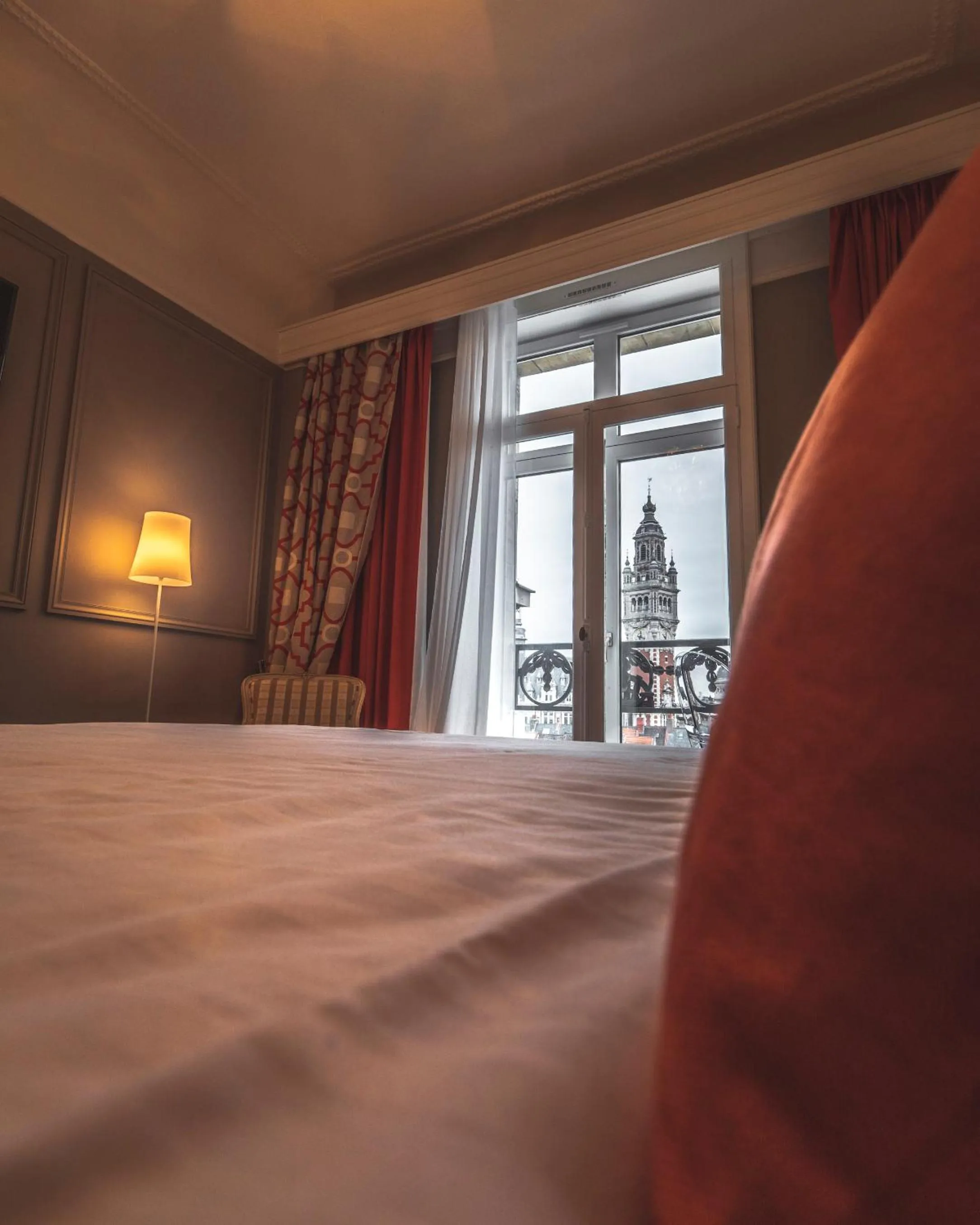 Nearby landmark, Bed in Grand Hotel Bellevue - Grand Place