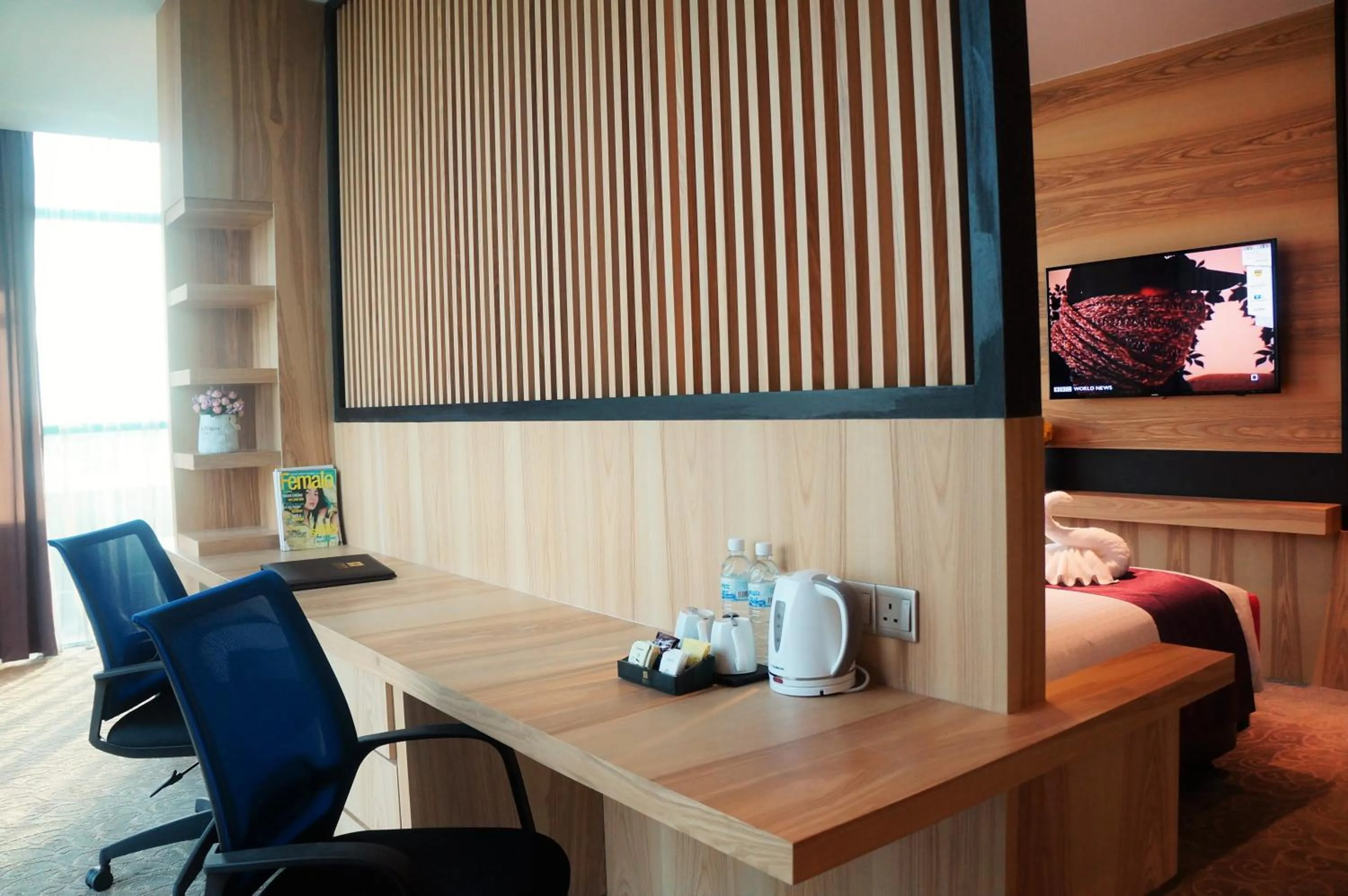 bunk bed in Greens Hotel & Suites