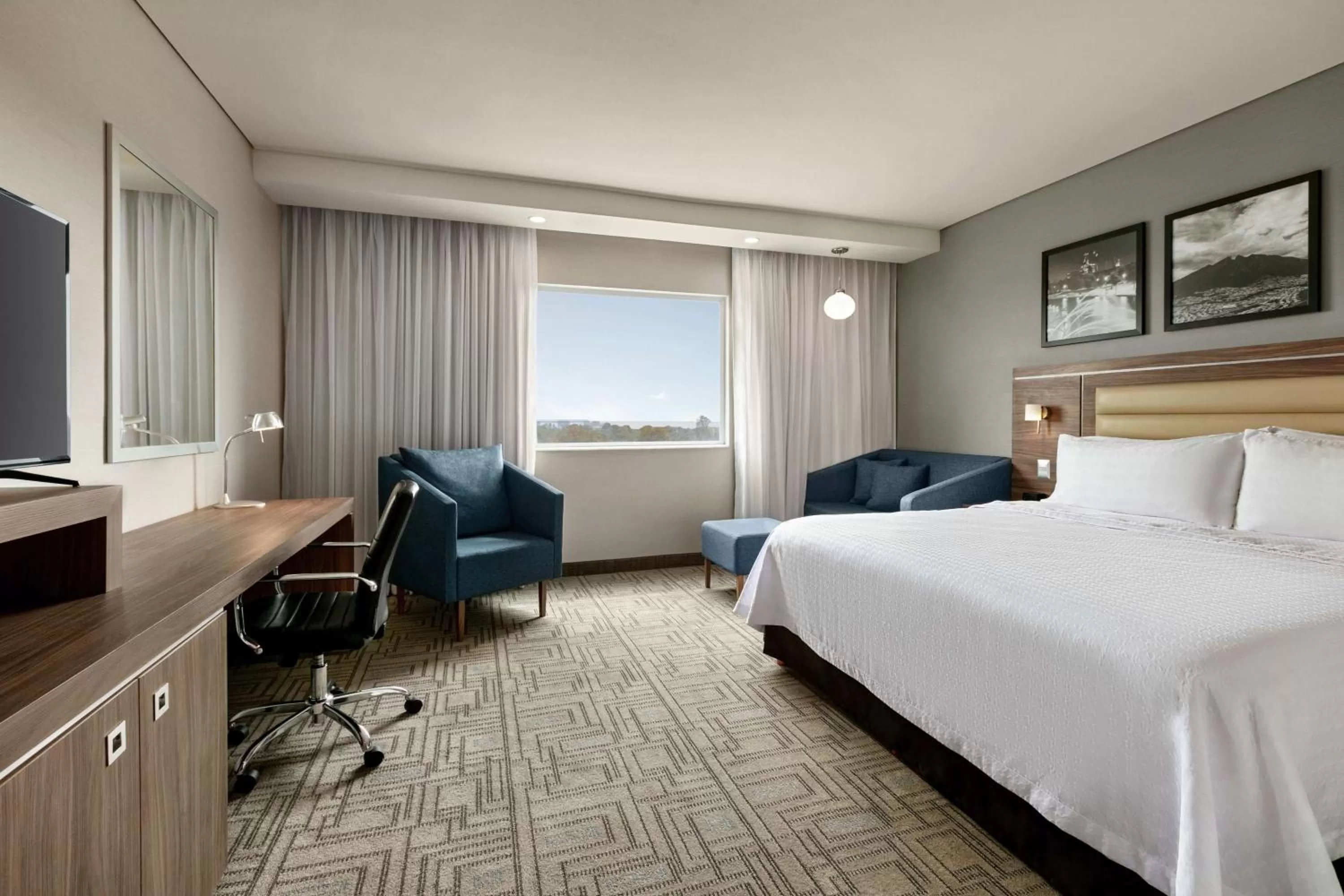 Bedroom, Bed in Hampton Inn By Hilton Monterrey Apodaca