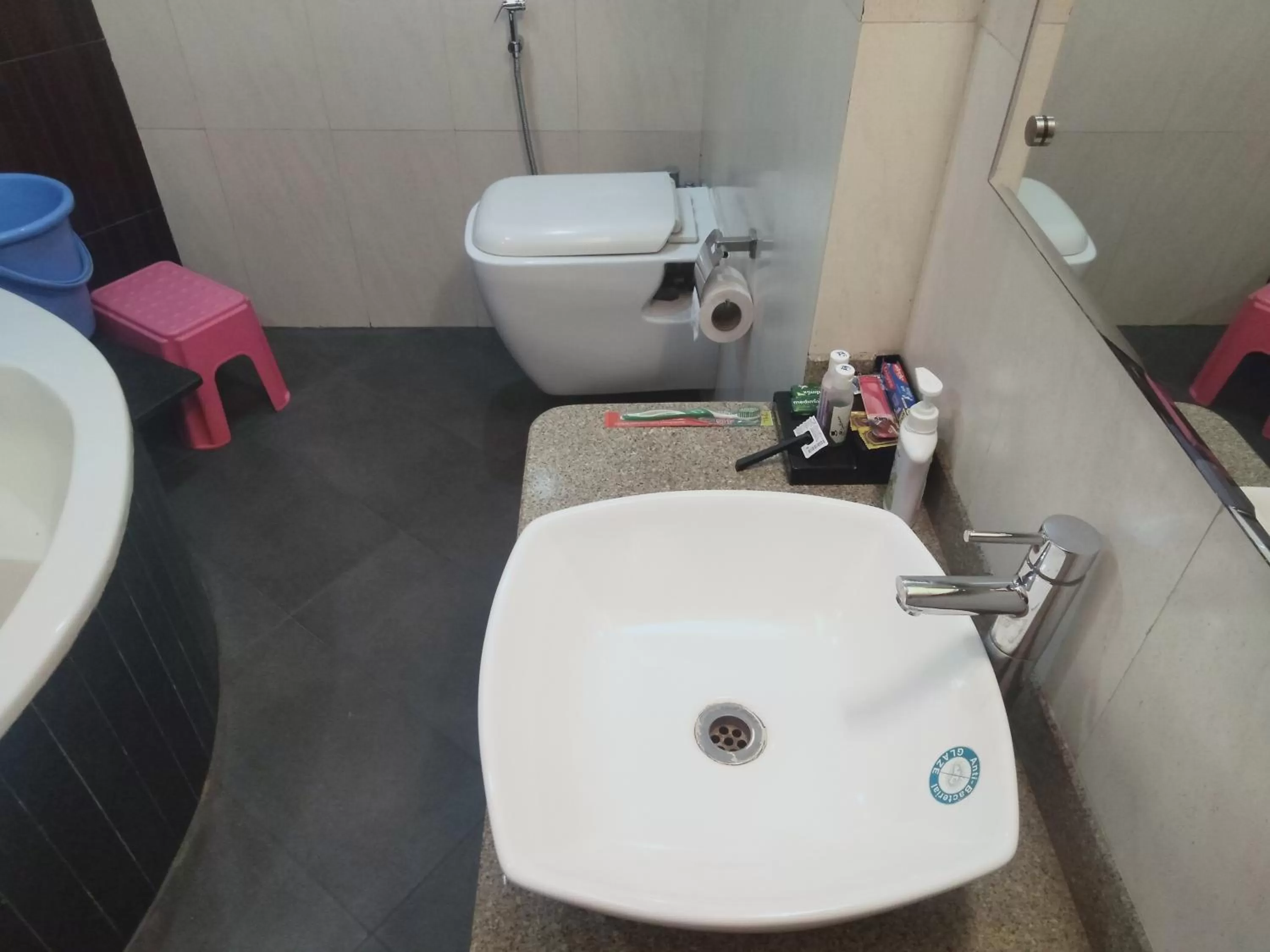 Bathroom in Hotel Udayanraje Palace