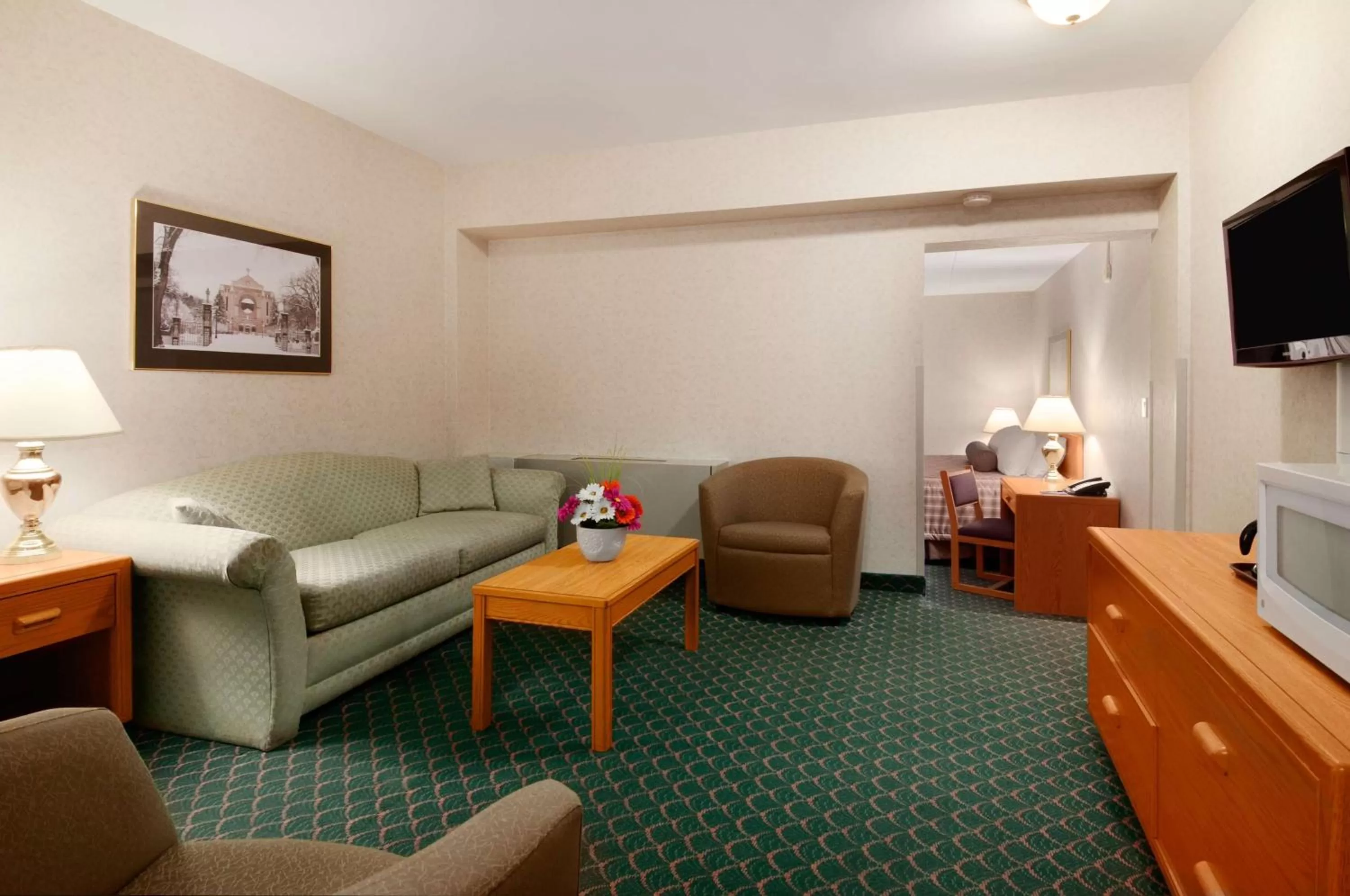 King Studio Suite - Non-Smoking in Travelodge by Wyndham Winnipeg East