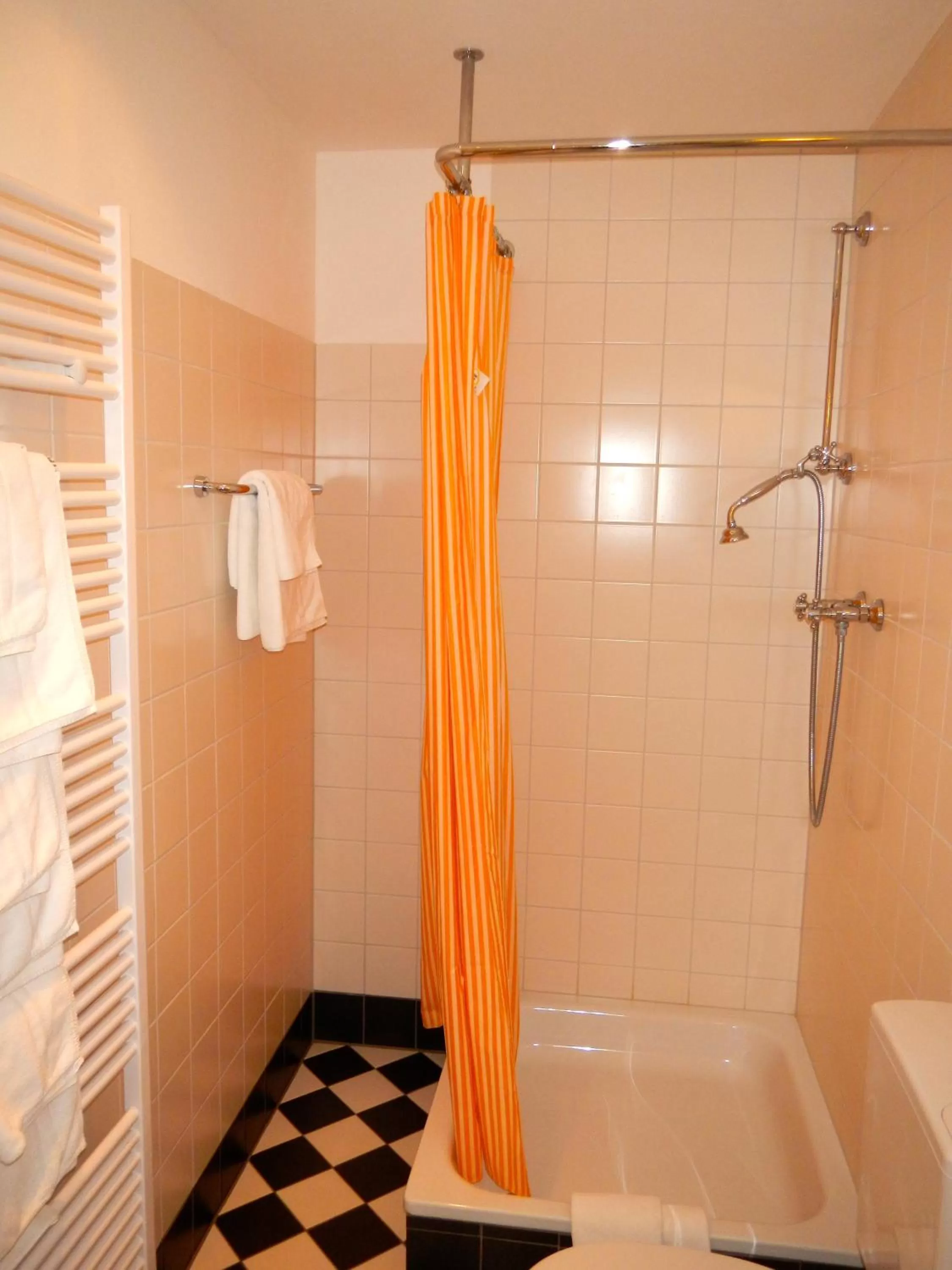 Bathroom in Hotel Villa Meererbusch