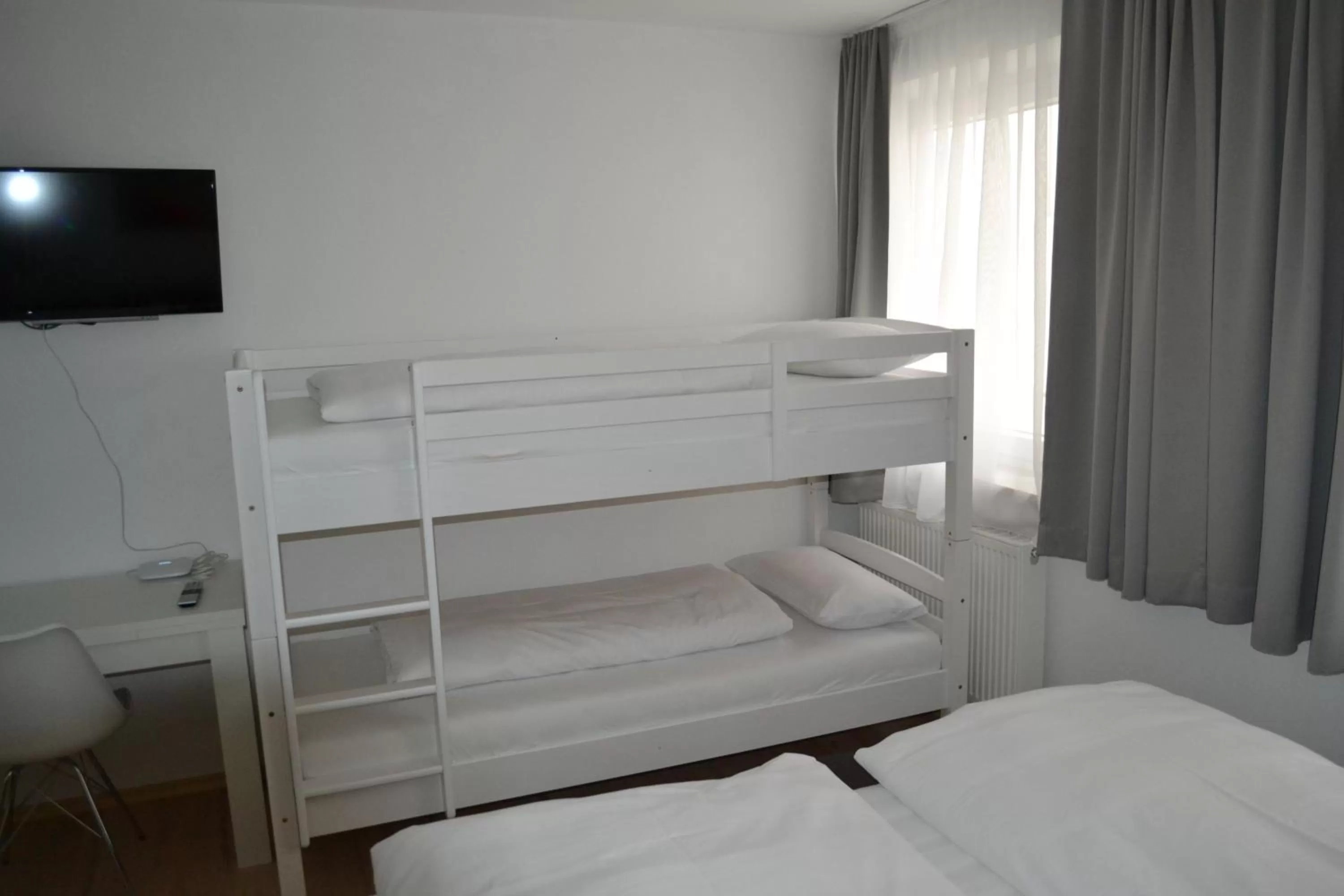 TV and multimedia in Platia - rooms