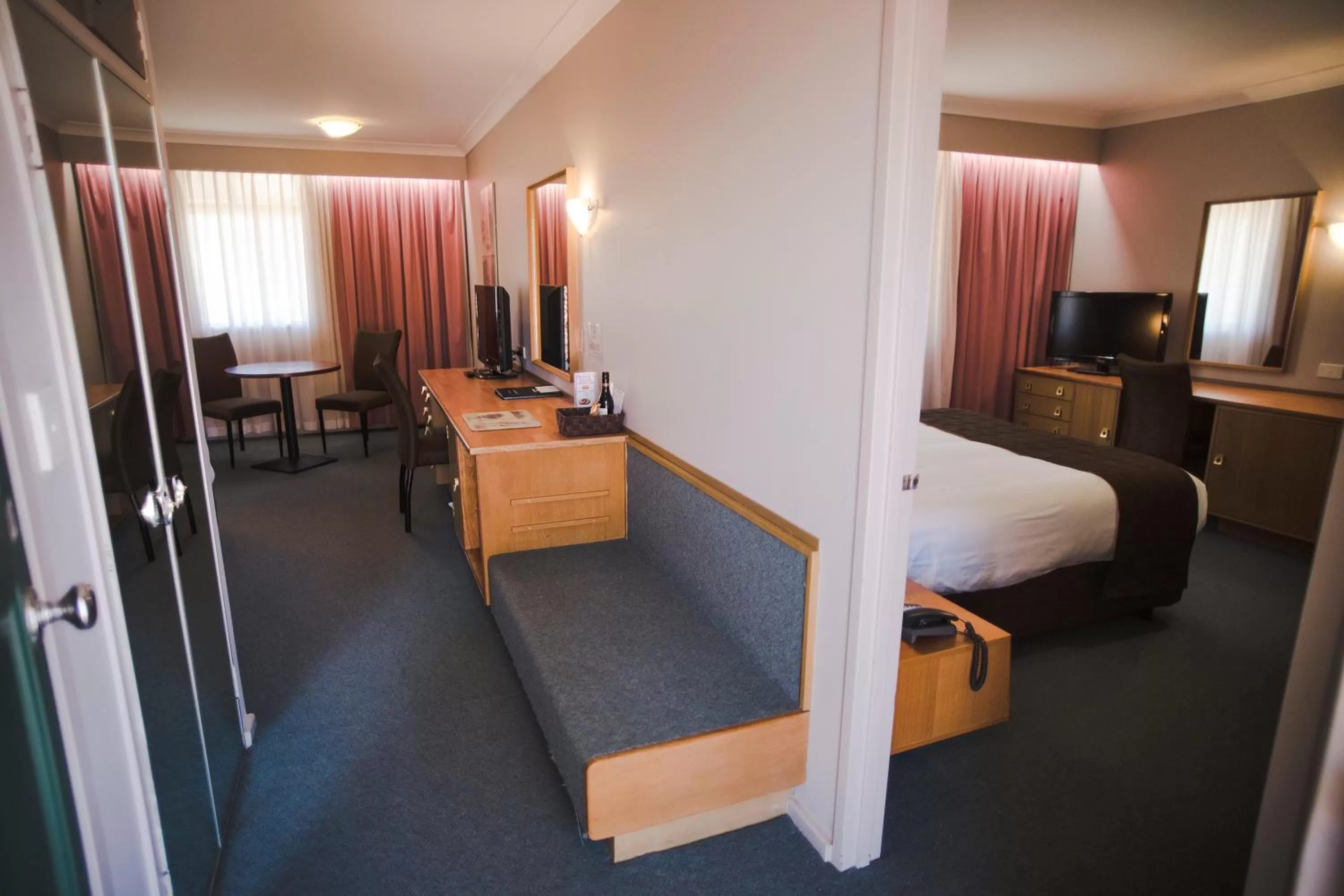 Two-Bedroom Suite in Hospitality Kalgoorlie, SureStay Collection by Best Western