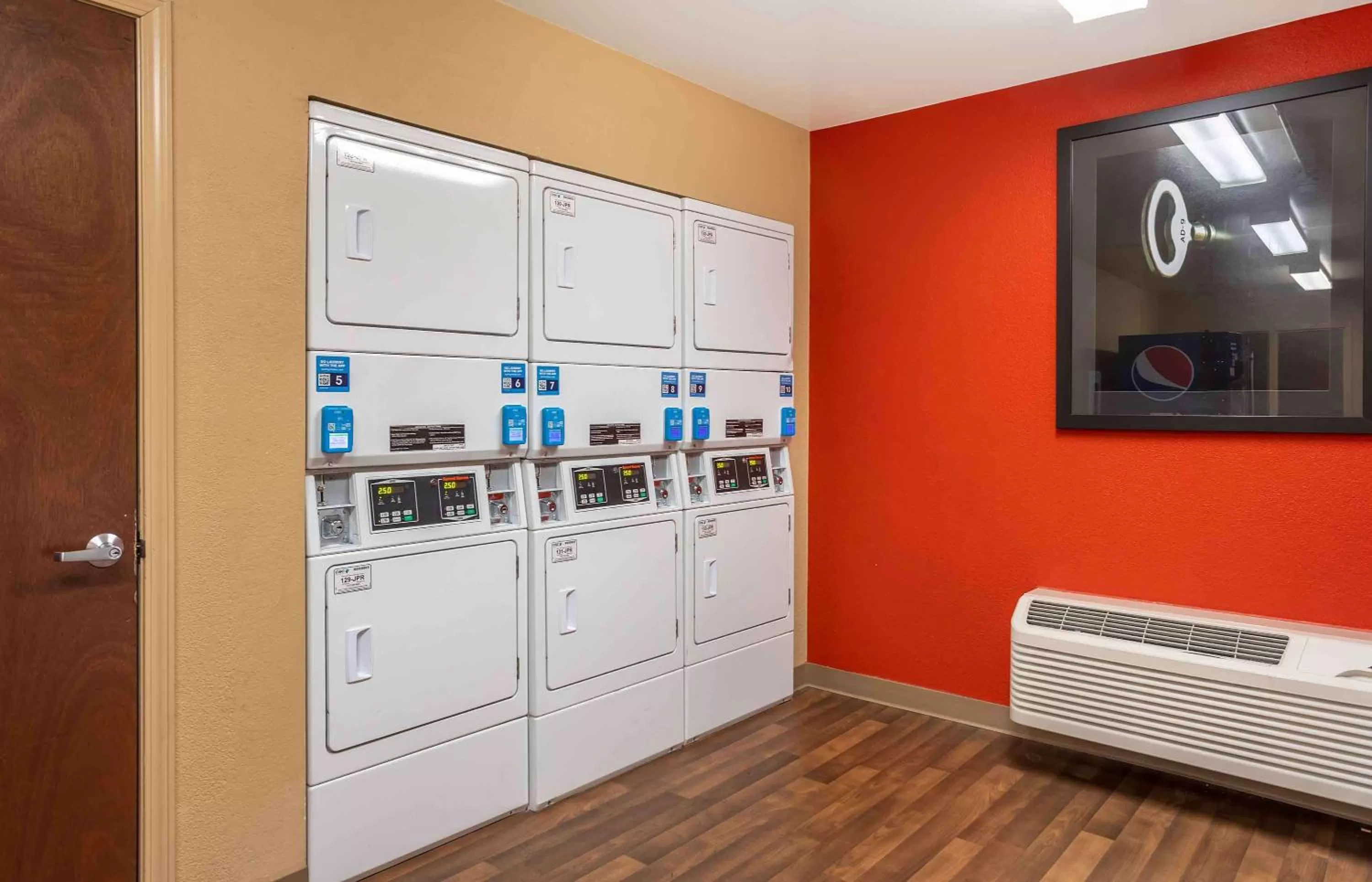 Property building in Extended Stay America Select Suites - Columbia - Stadium Blvd