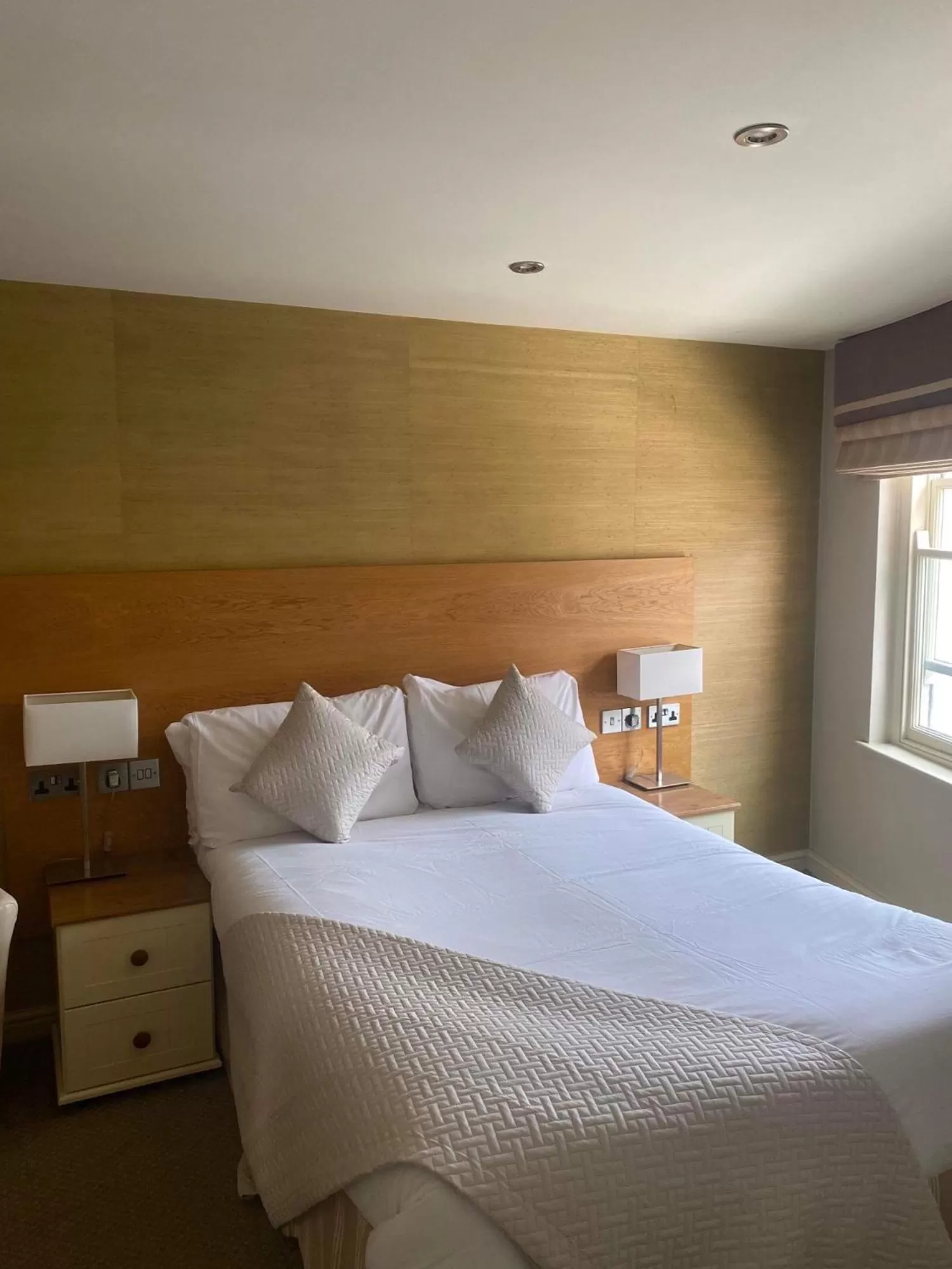 Bedroom, Bed in Garddfon Inn