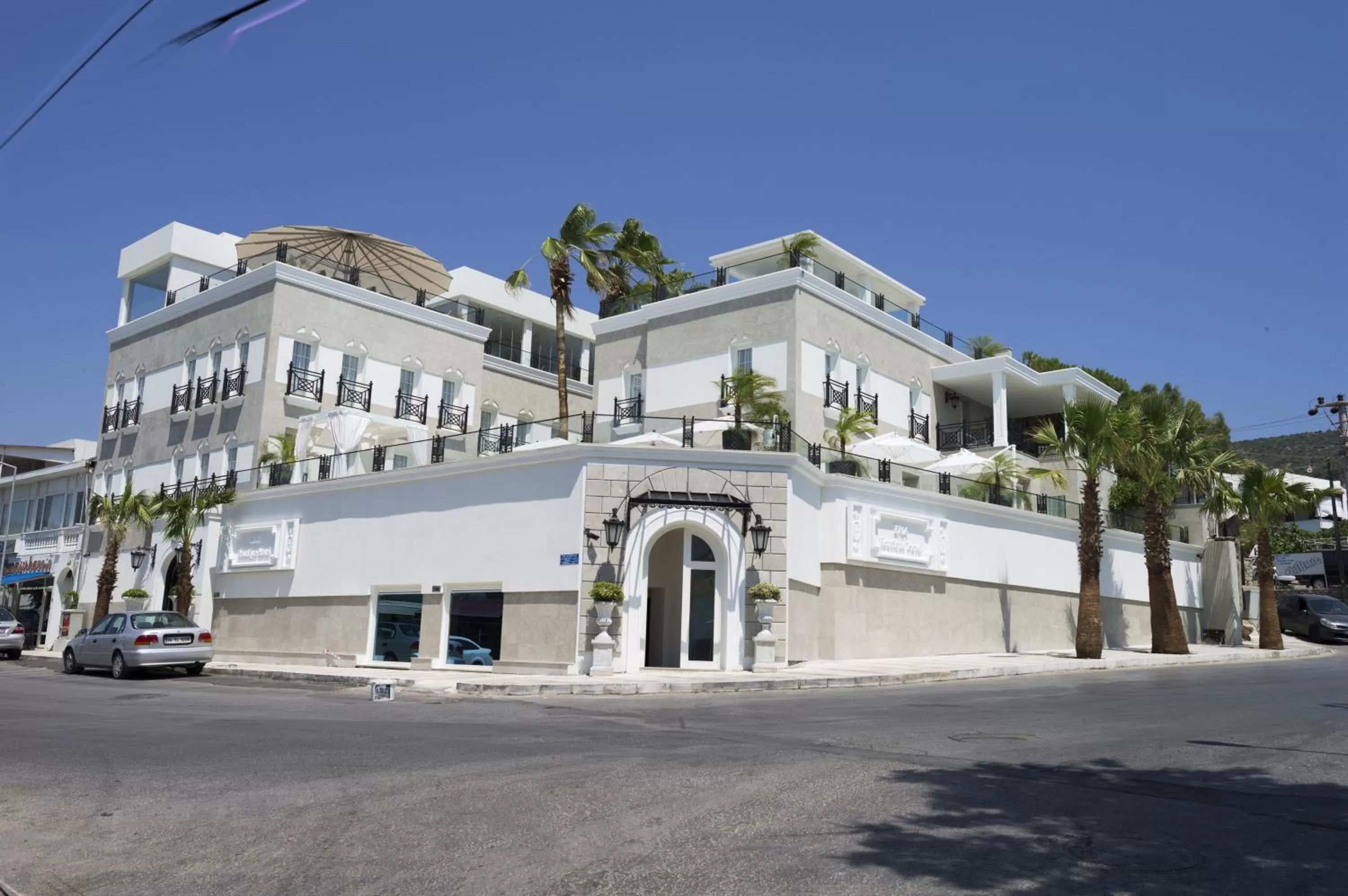 Property building in Ena Boutique Hotel & Residences