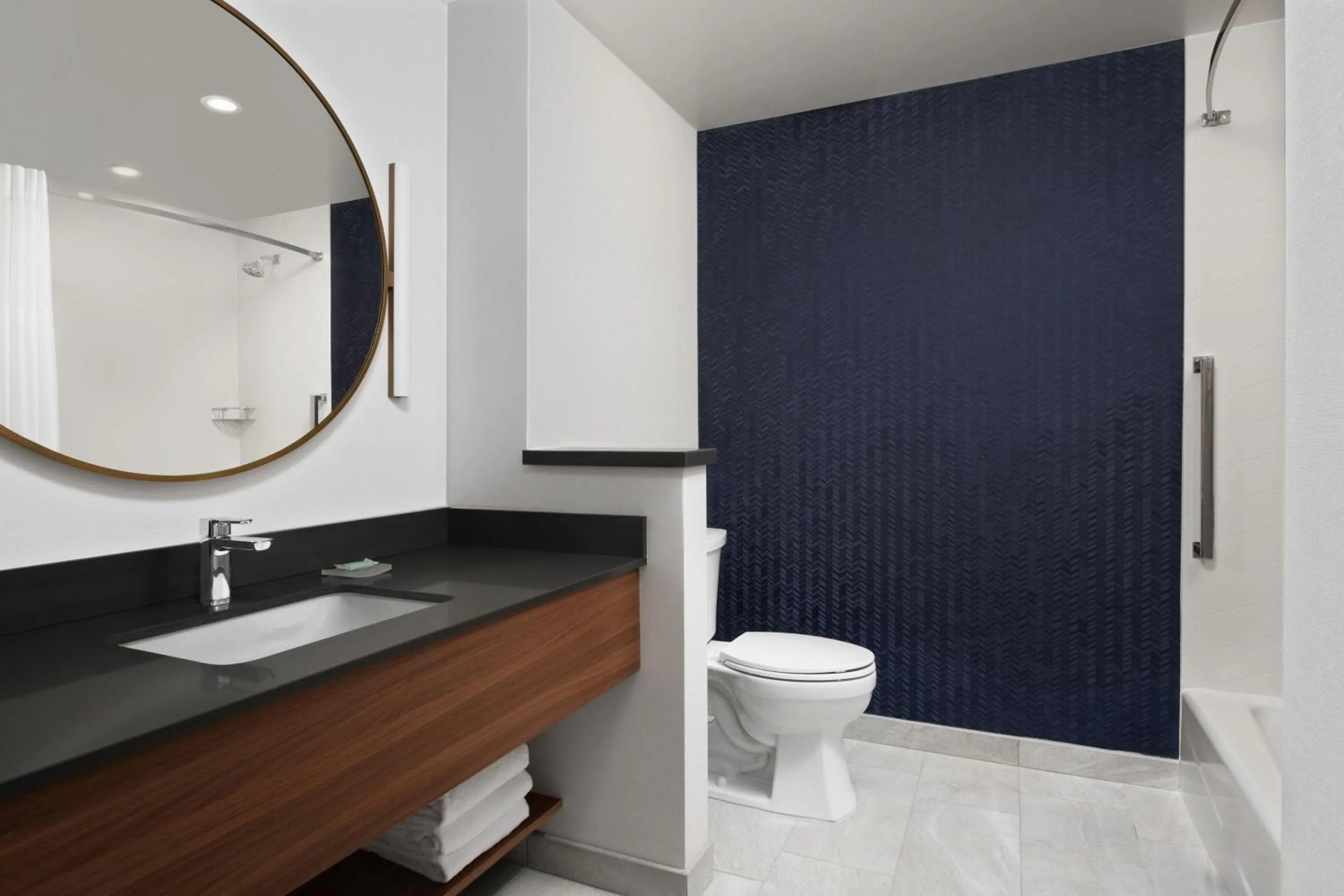 Bathroom in Fairfield by Marriott Inn & Suites Chino