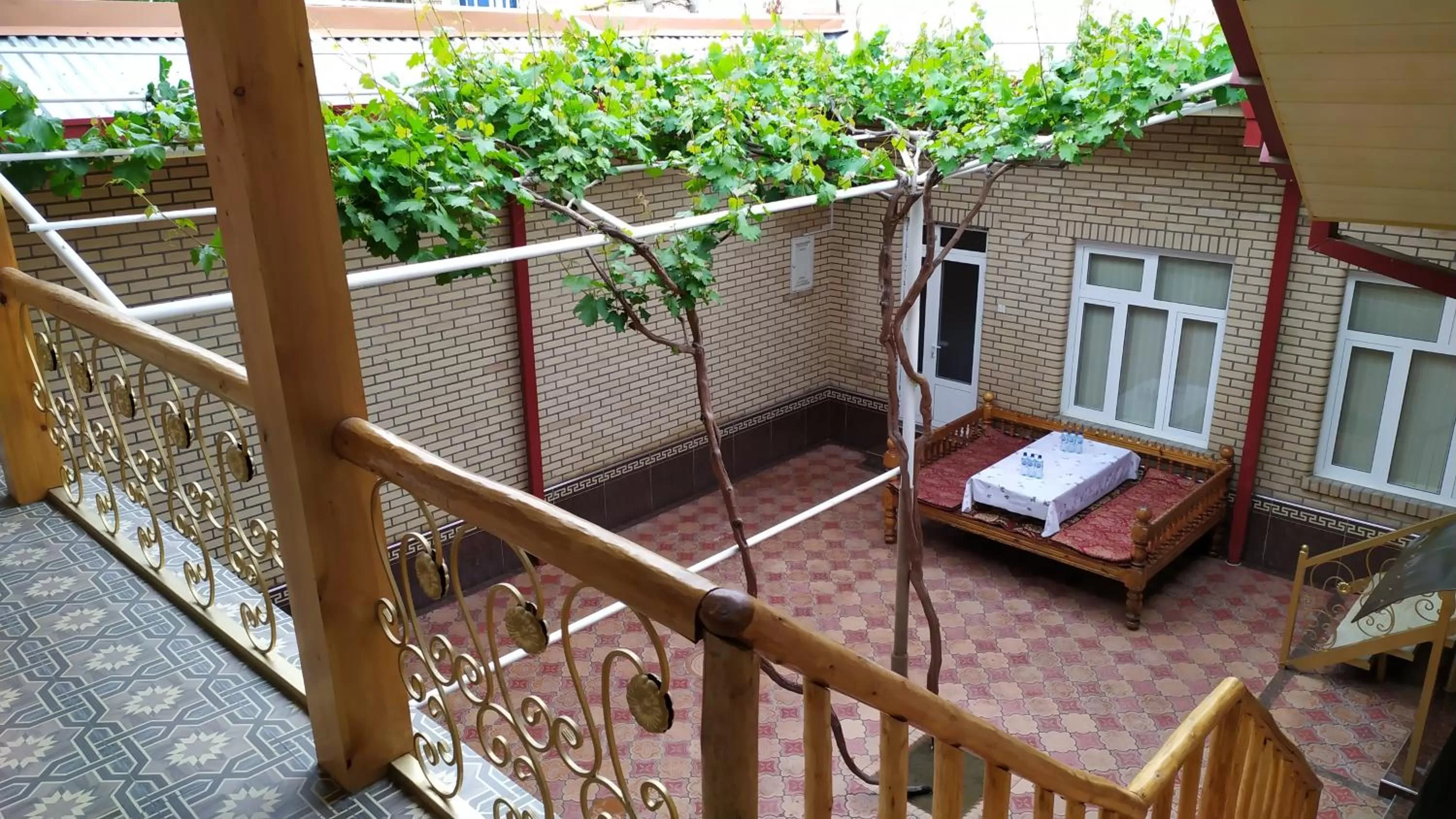 Alisher B&B Chorbog'