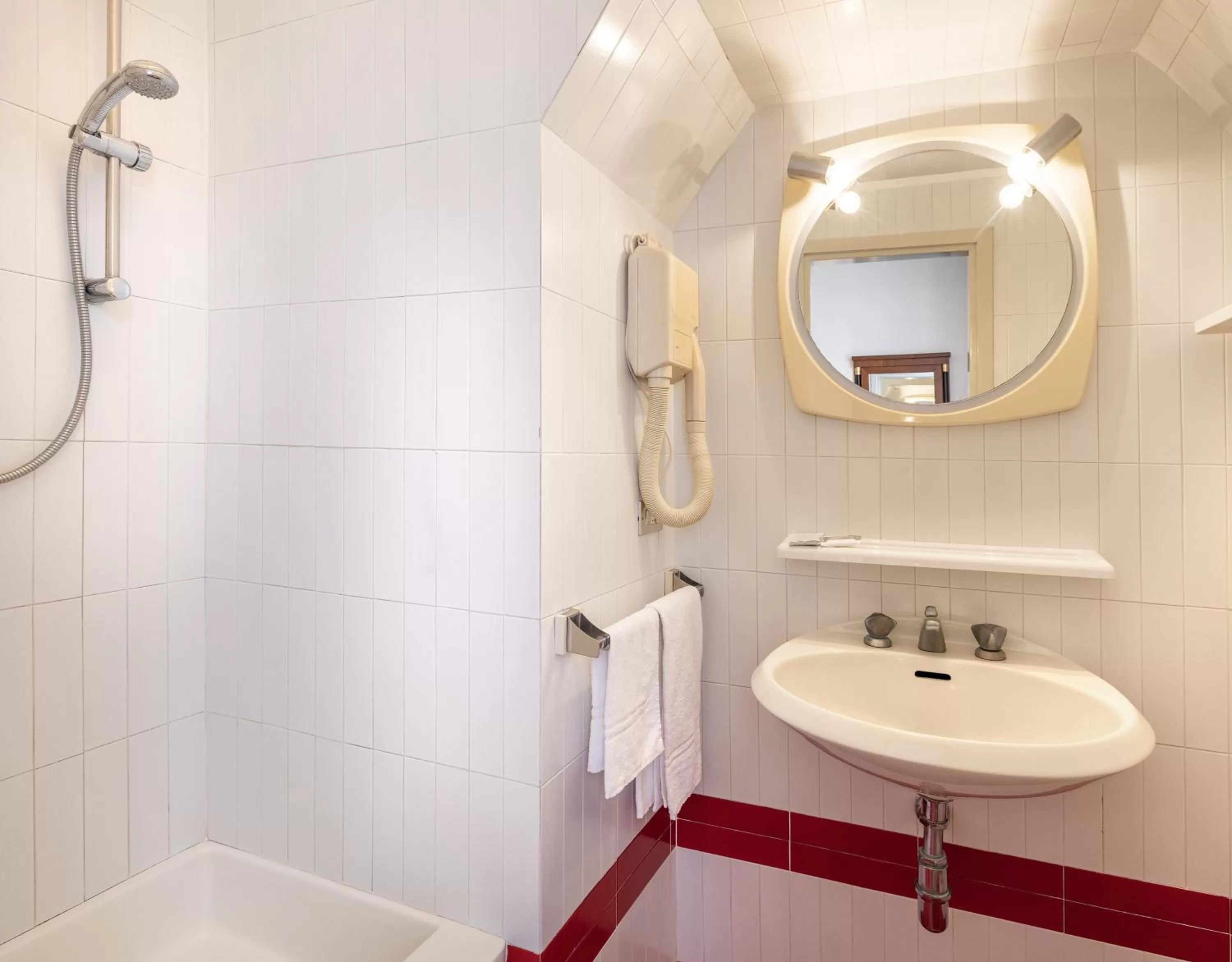 Shower in Hotel Palace Bologna Centro