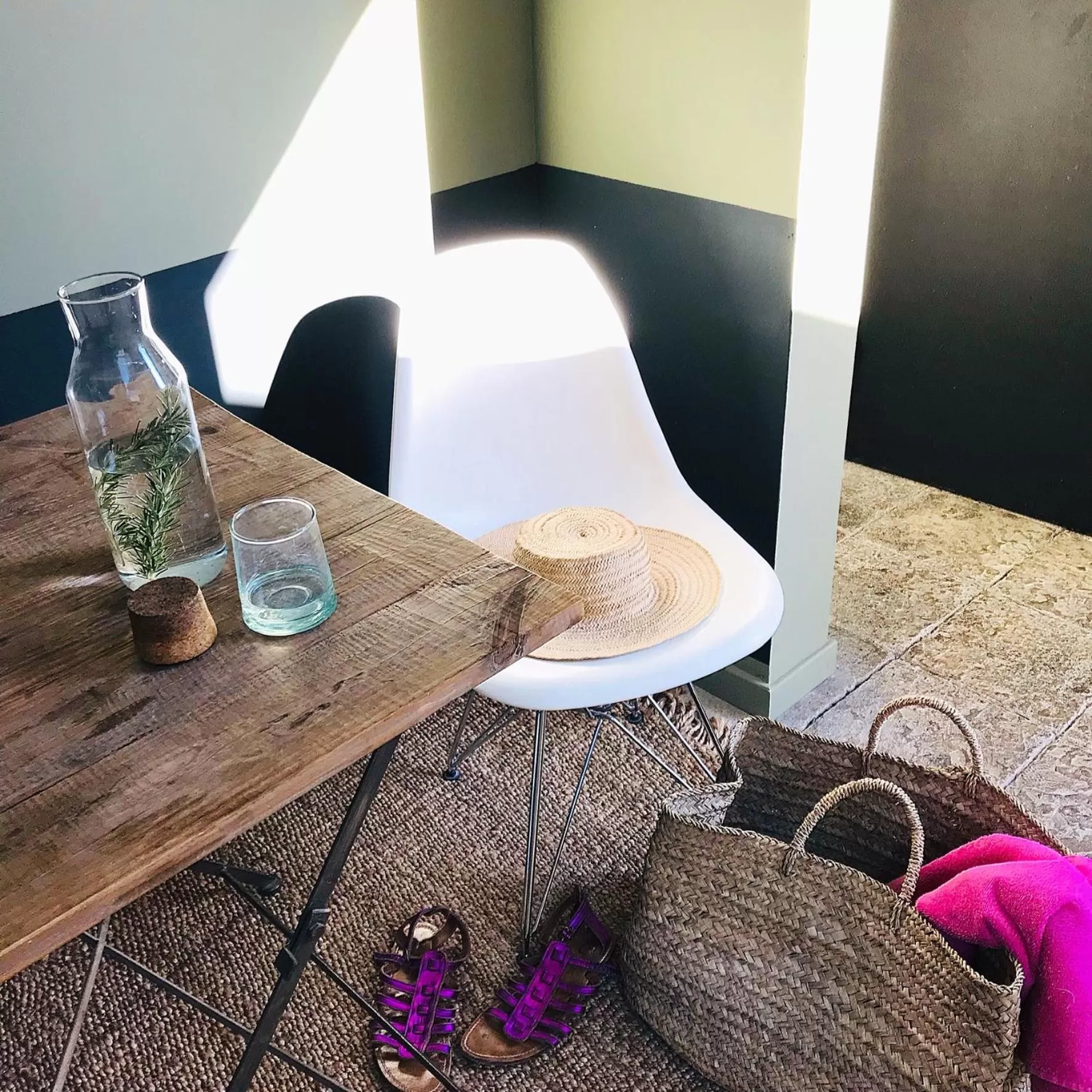 Dining area in B&B La Ruelle