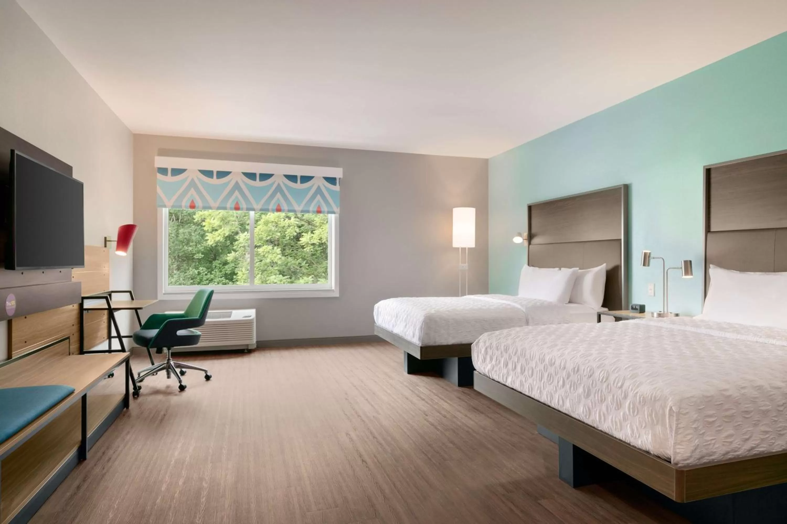 Bedroom, Bed in Tru By Hilton Easton