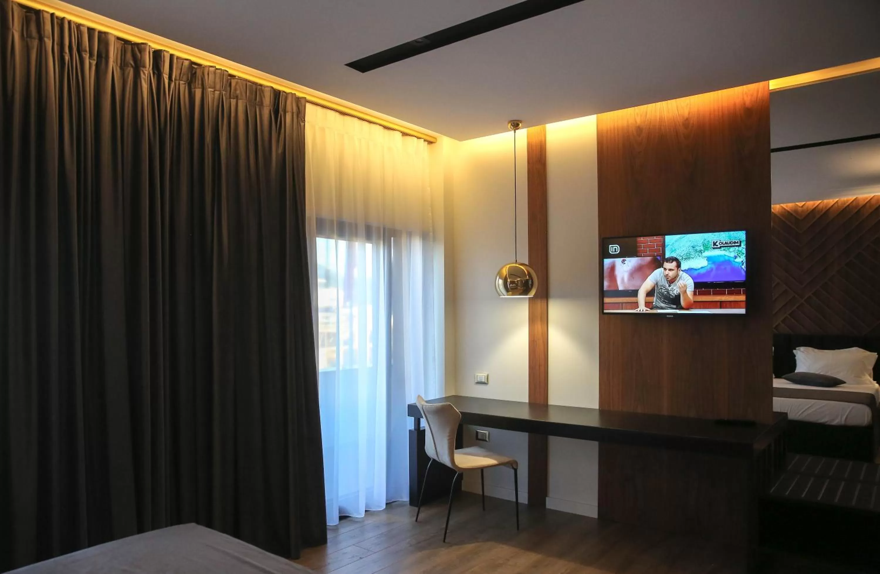 Bed in Mai Tai Resort