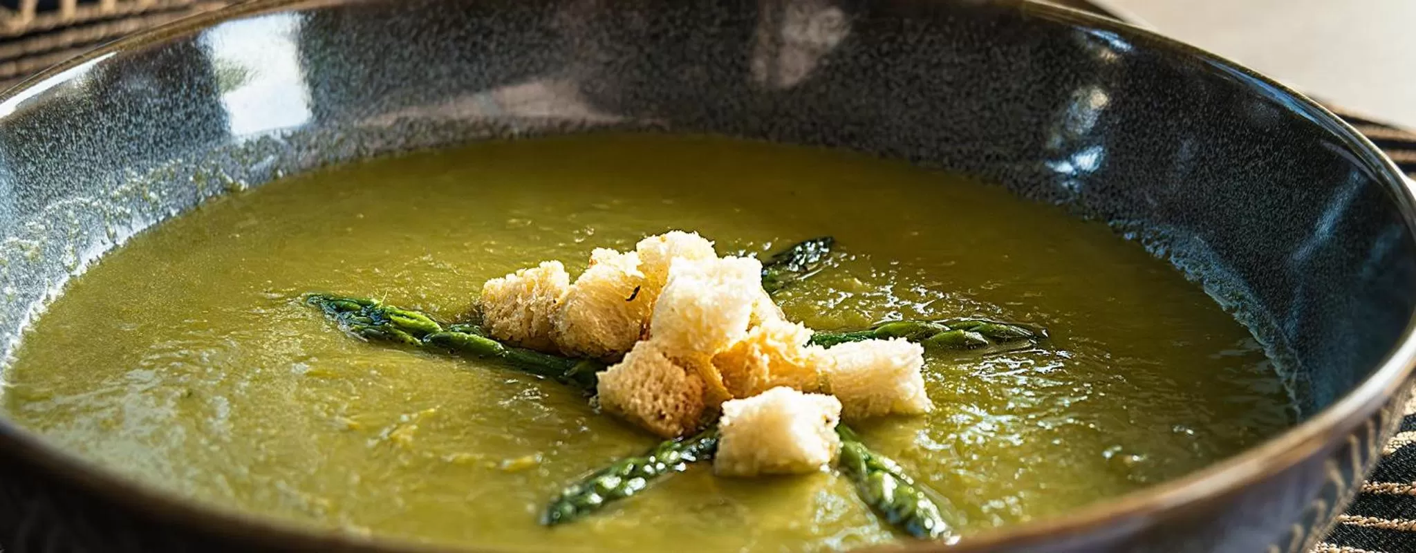 Food and drinks in Admiral Hotel