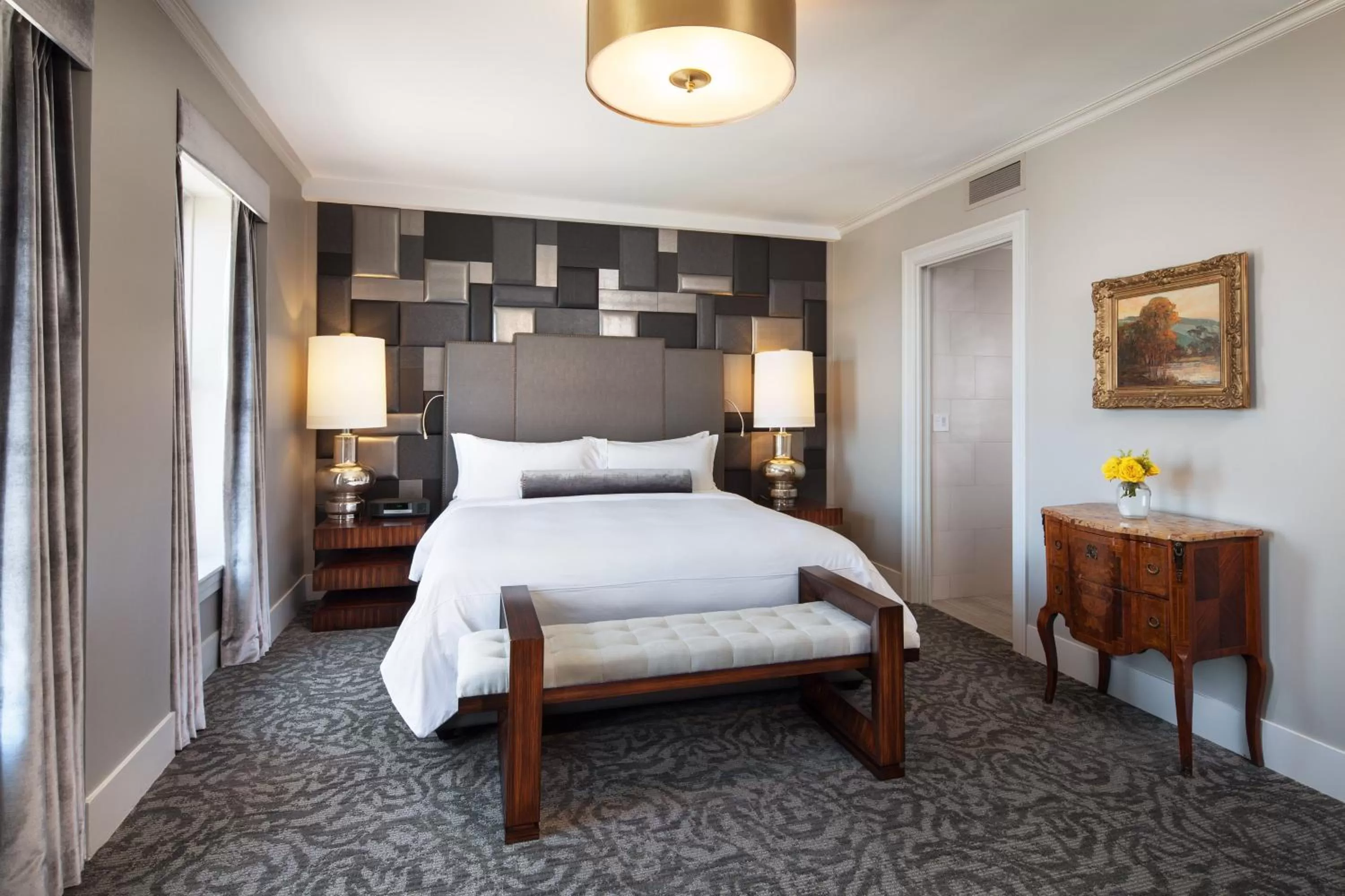 Bedroom, Bed in The St. Anthony, a Luxury Collection Hotel, San Antonio