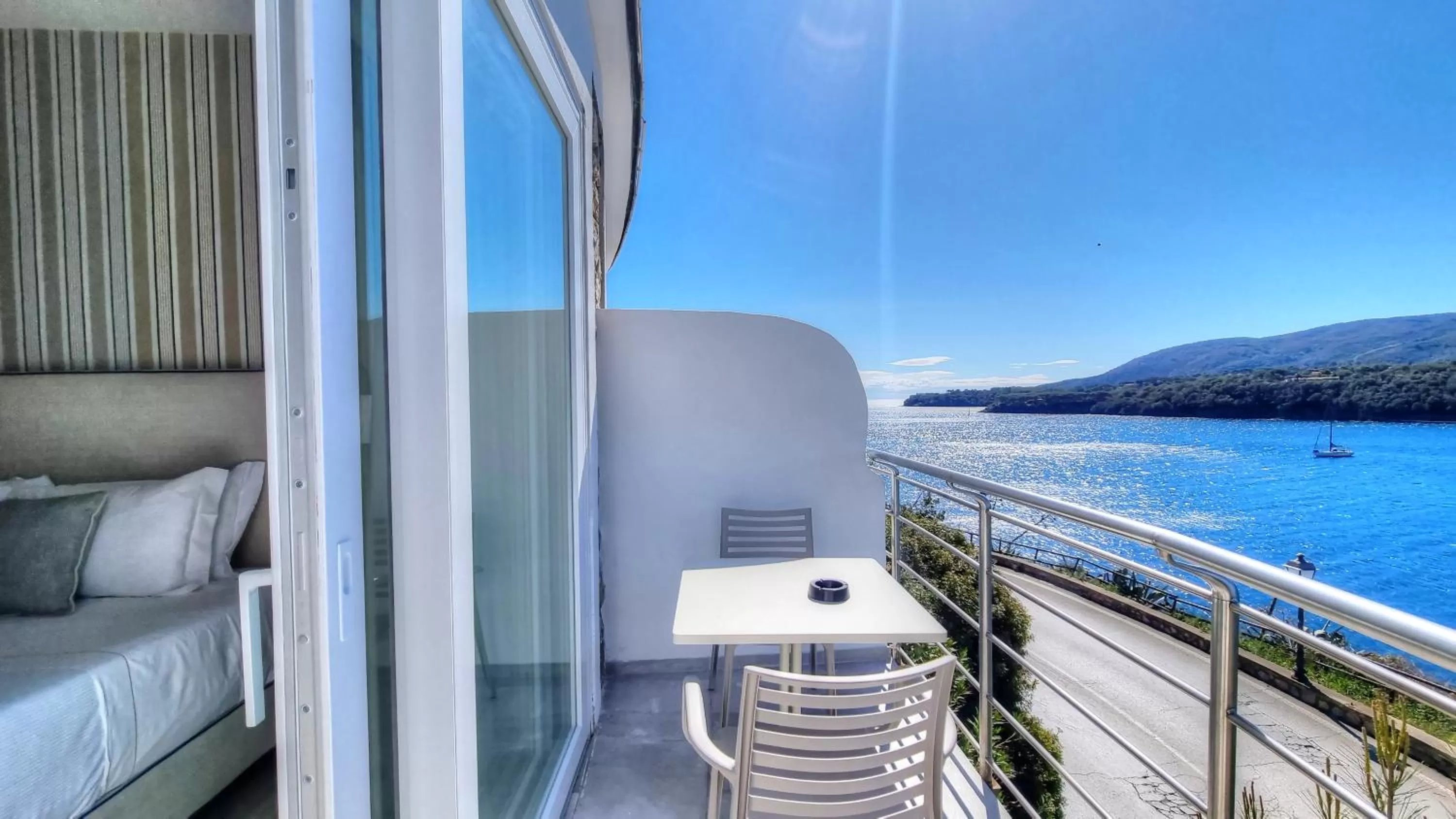 Balcony/Terrace in Hotel Plaza