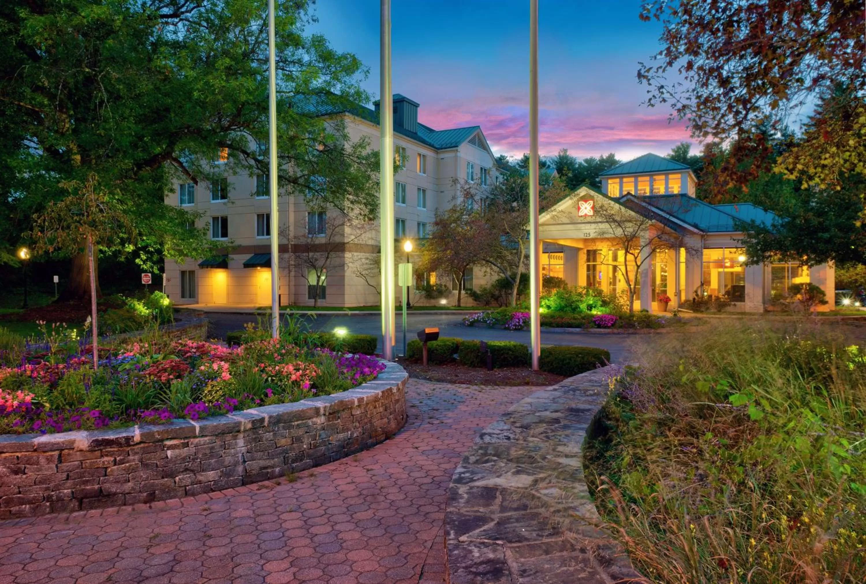 Property building in Hilton Garden Inn Saratoga Springs