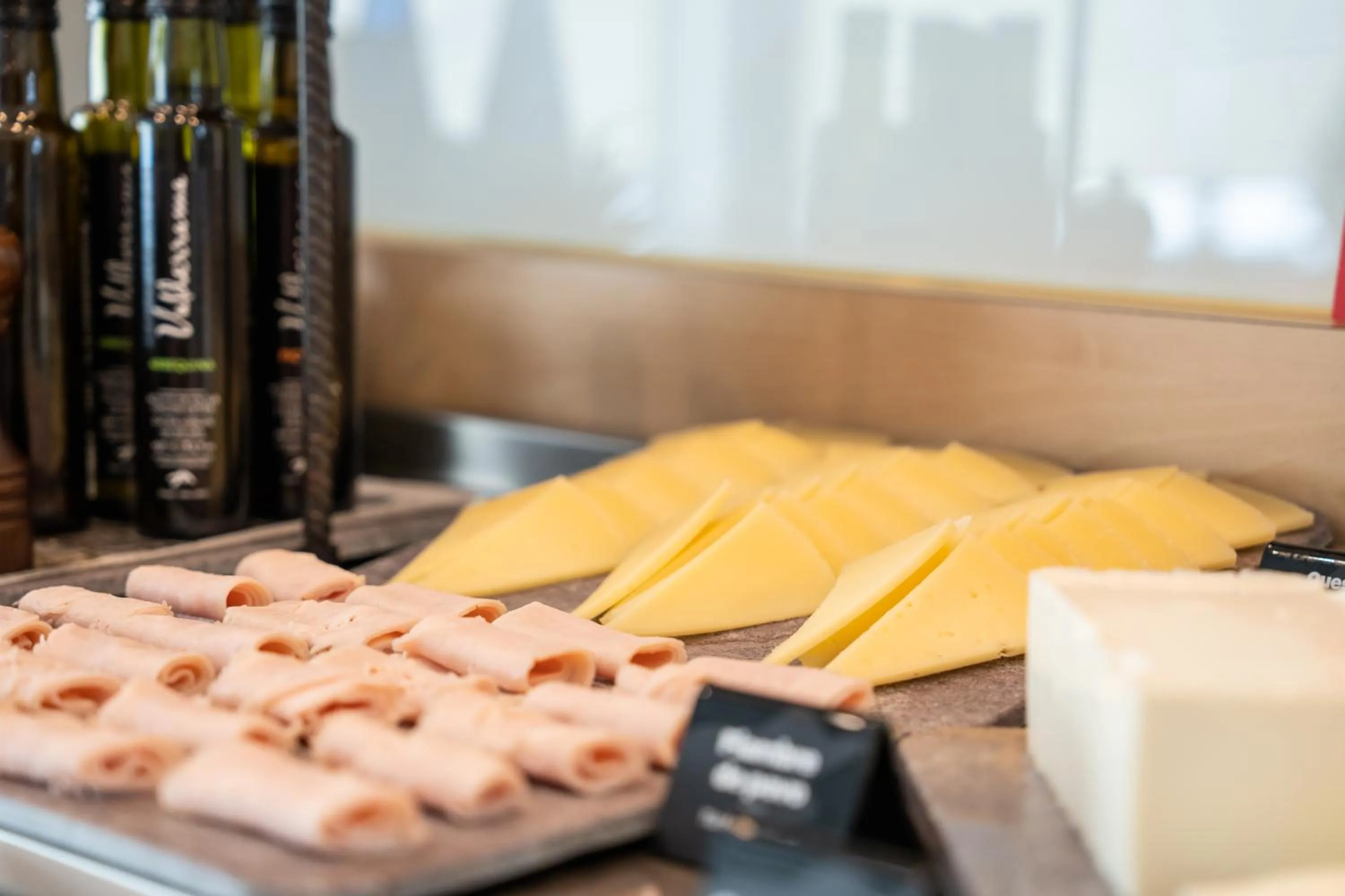 Buffet breakfast in Ibis Madrid Alcobendas