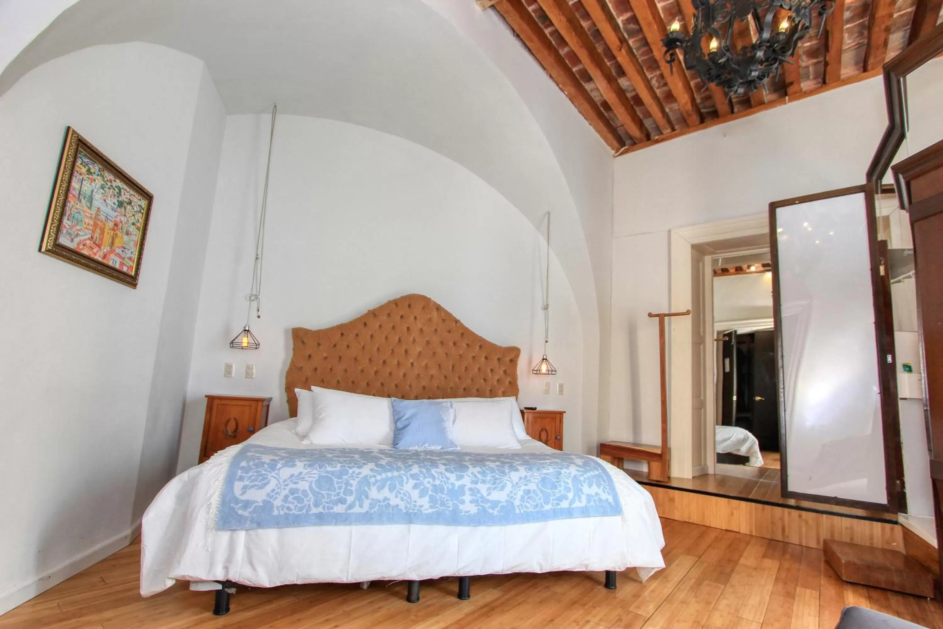 Photo of the whole room, Bed in Hotel Mansion Von Humboldt