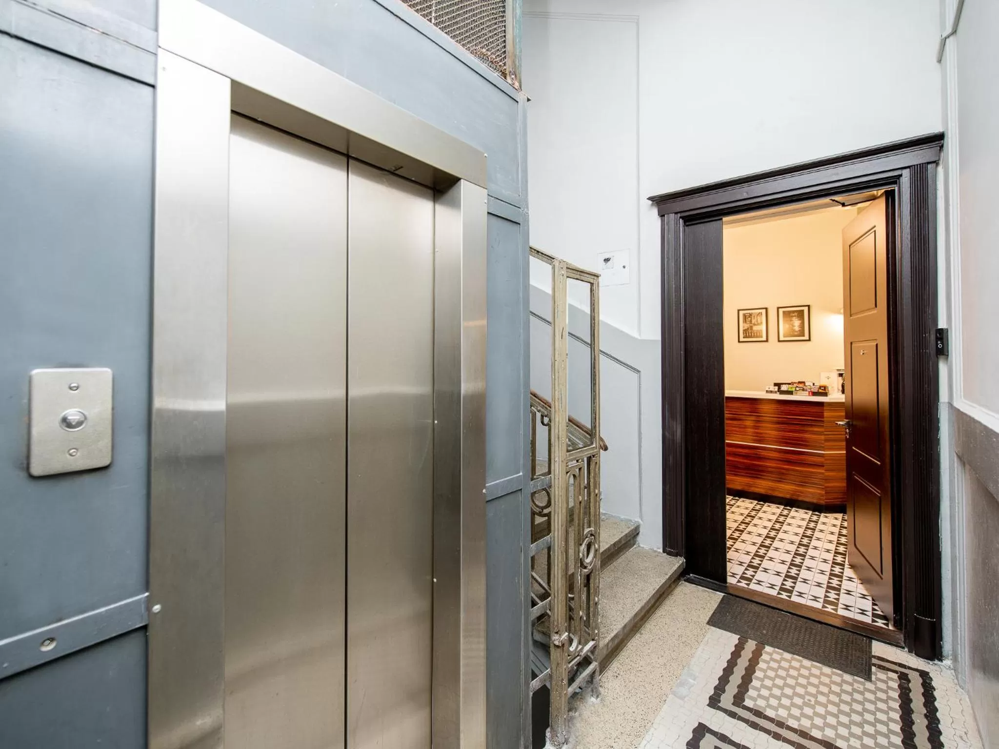 Facade/entrance in Art Deco Central Rooms