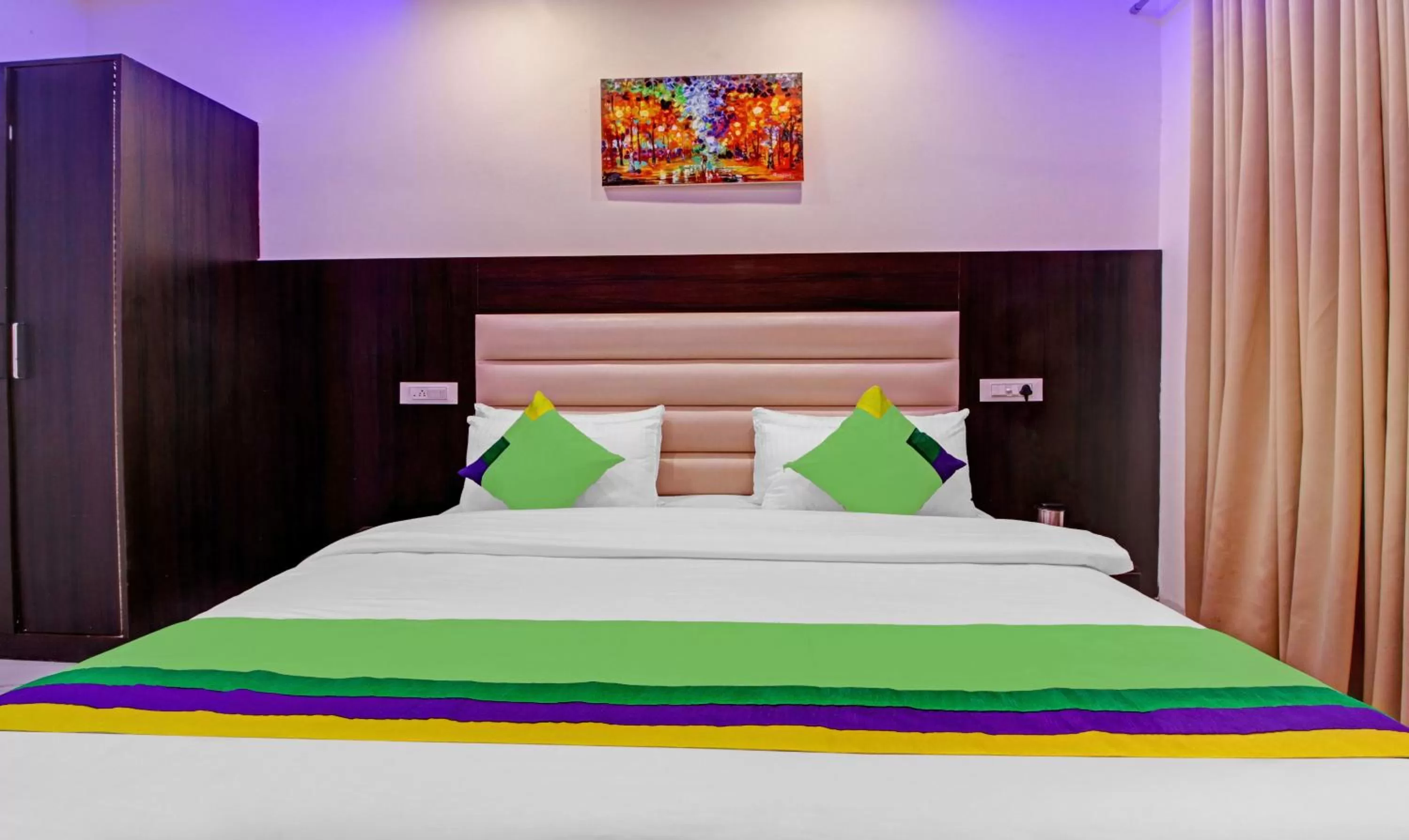 Bed in Treebo Trend Jugnu