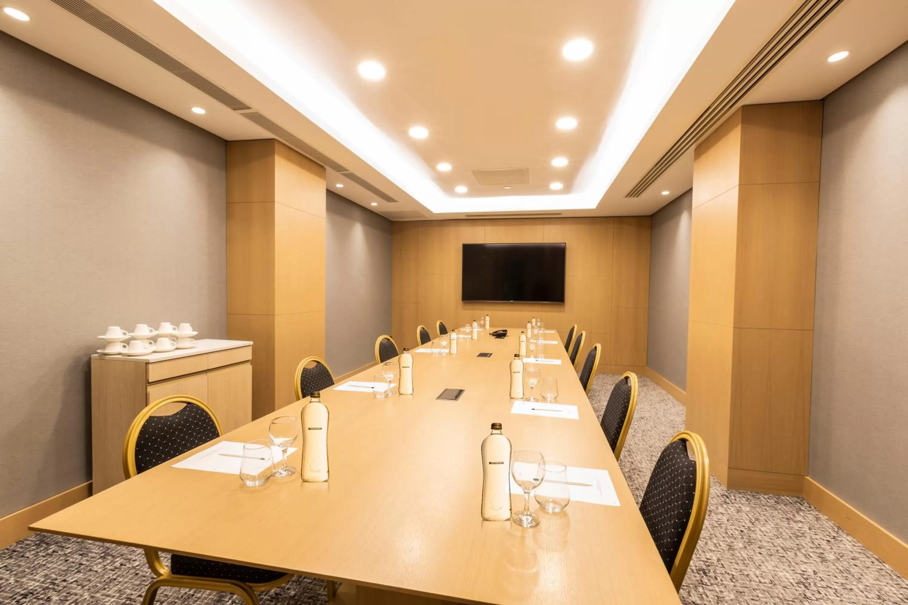 Business facilities in Radisson Hotel Istanbul Harbiye