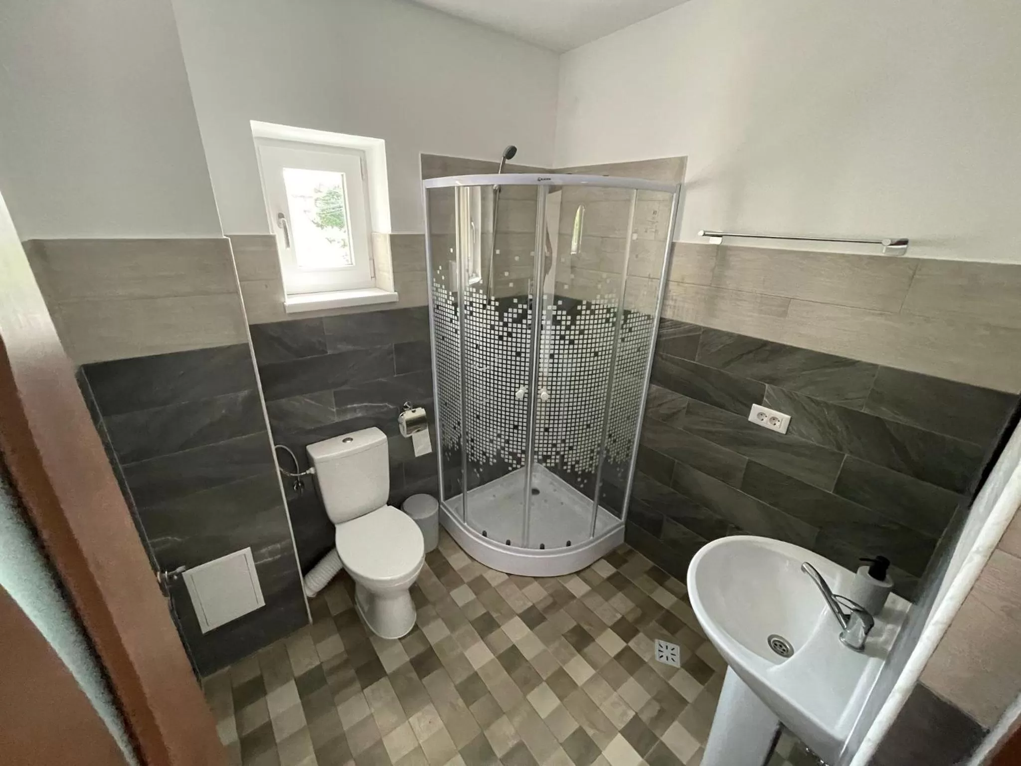 Cazare apartamente LAVI-TOUR Tg Neamț