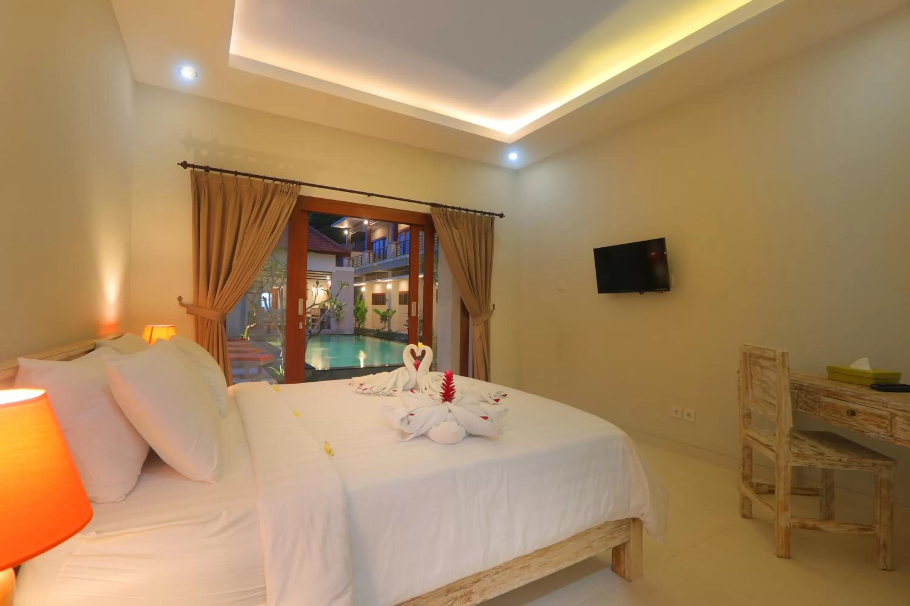 Photo of the whole room, Bed in Avisara Villa & Suite