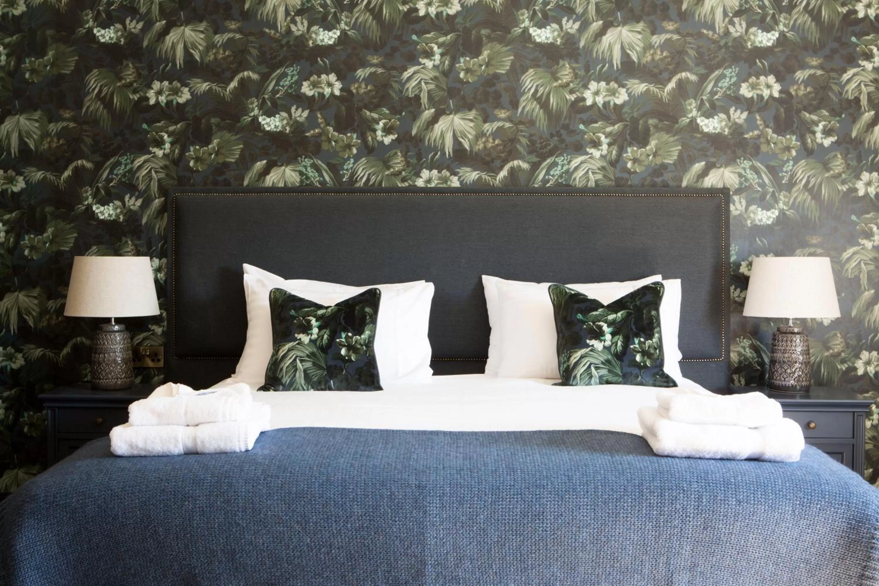 Bed in Wynnstay Arms, Ruabon, Wrexham