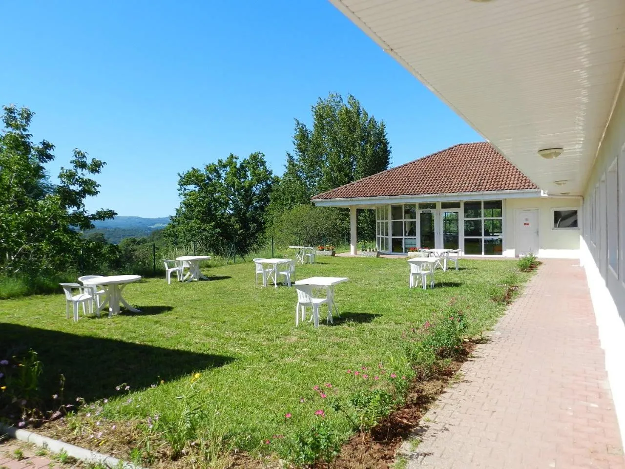 Property building in The Originals Access, Hôtel Tulle