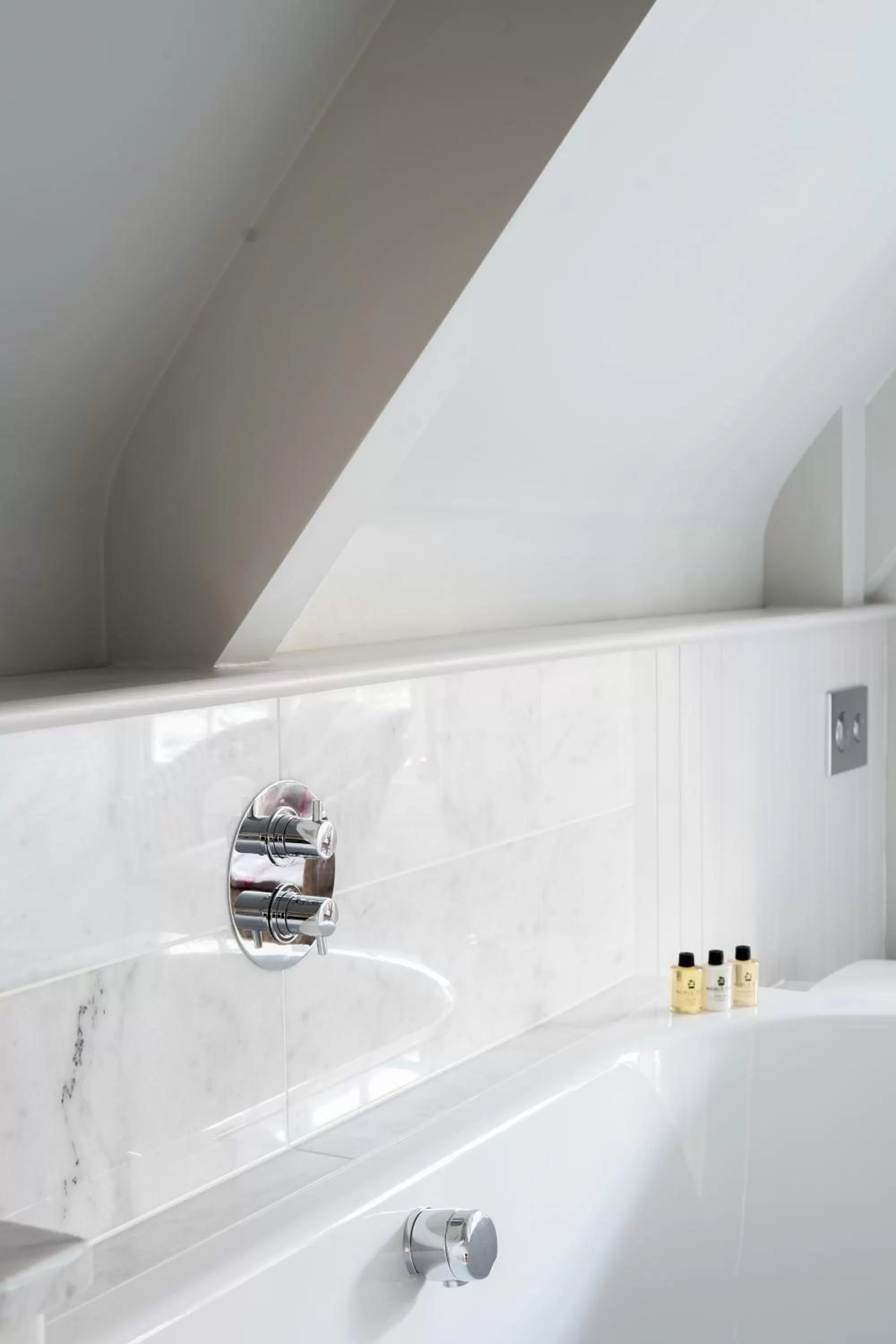 Bathroom in Penally Abbey Country House Hotel and Restaurant