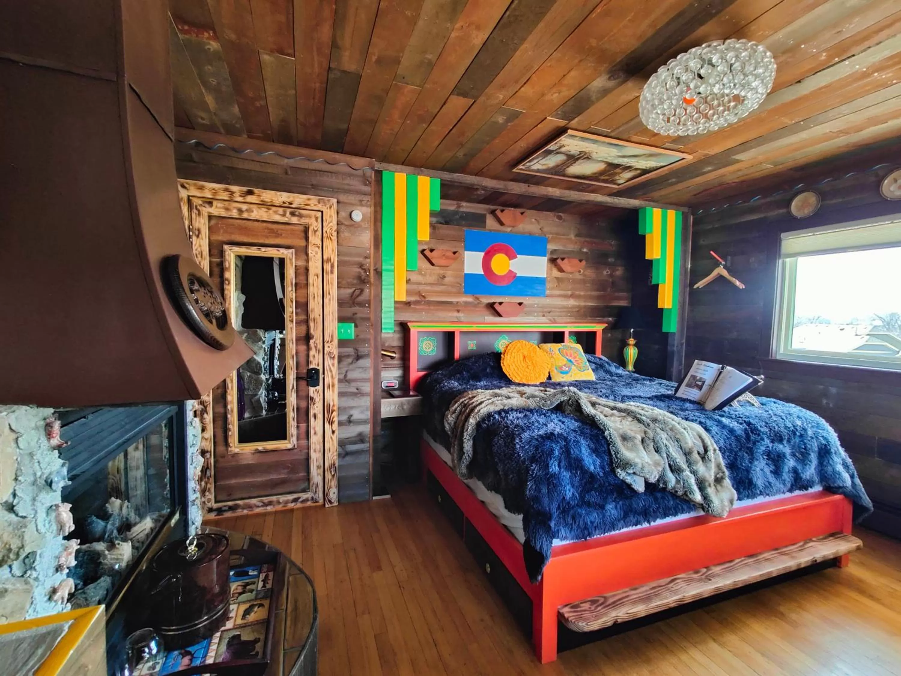 Bed in The Oasis on Eisenhower