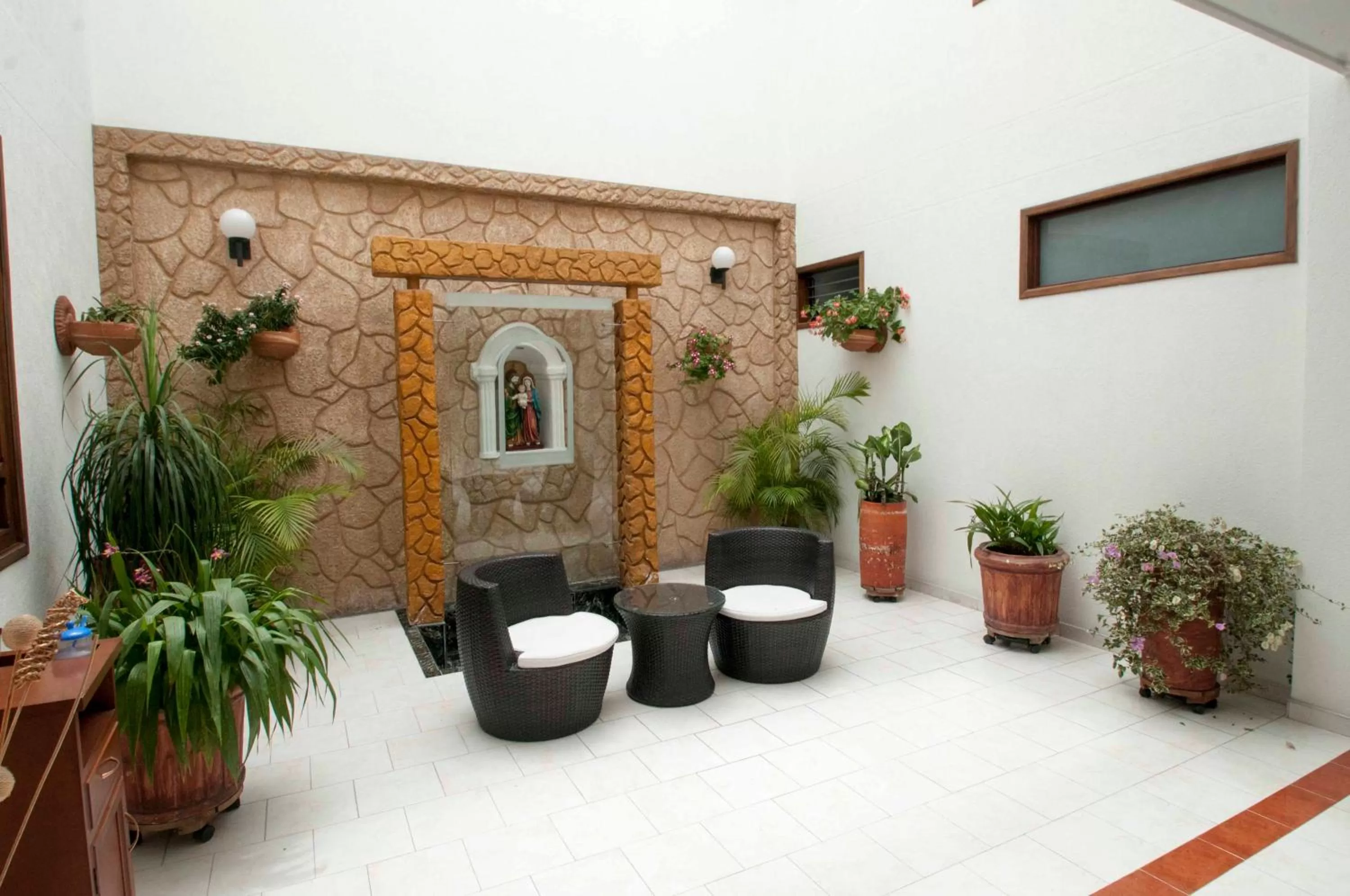 Property building in Hotel San Julian