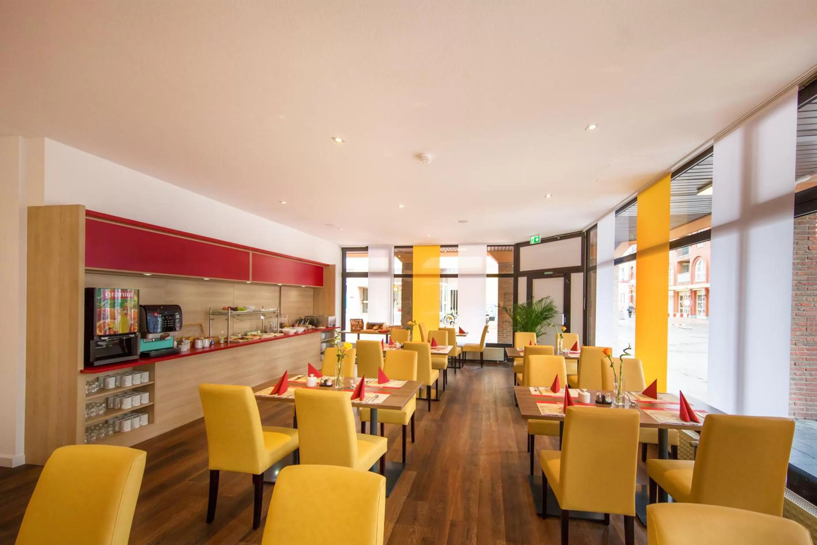 Restaurant/places to eat in Montana Hotel Köln-Bonn Airport