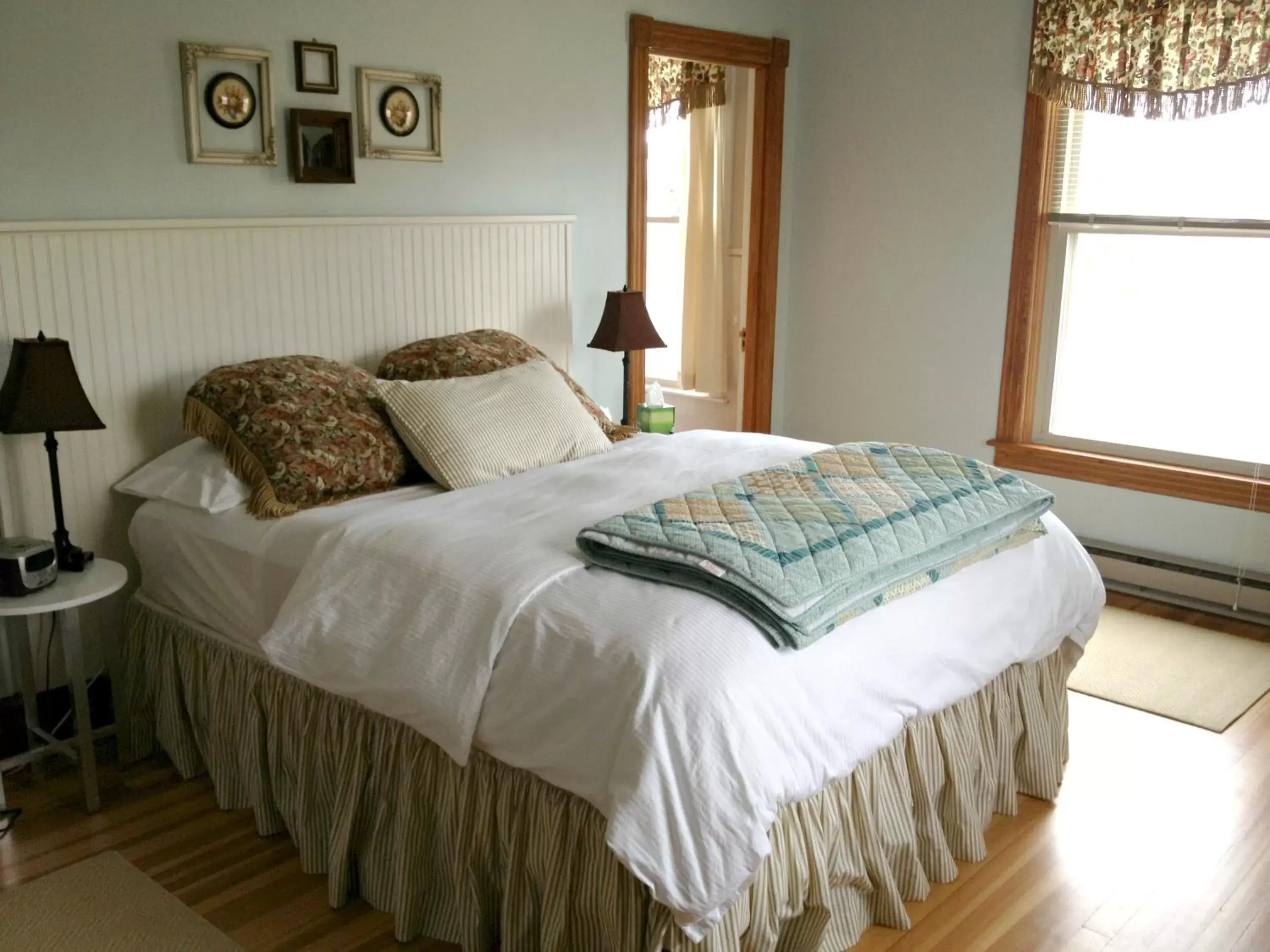 Two-Bedroom Queen Suite in The Inn at Ragged Edge Two-Bedroom Queen Suite in The Inn at Ragged Edge